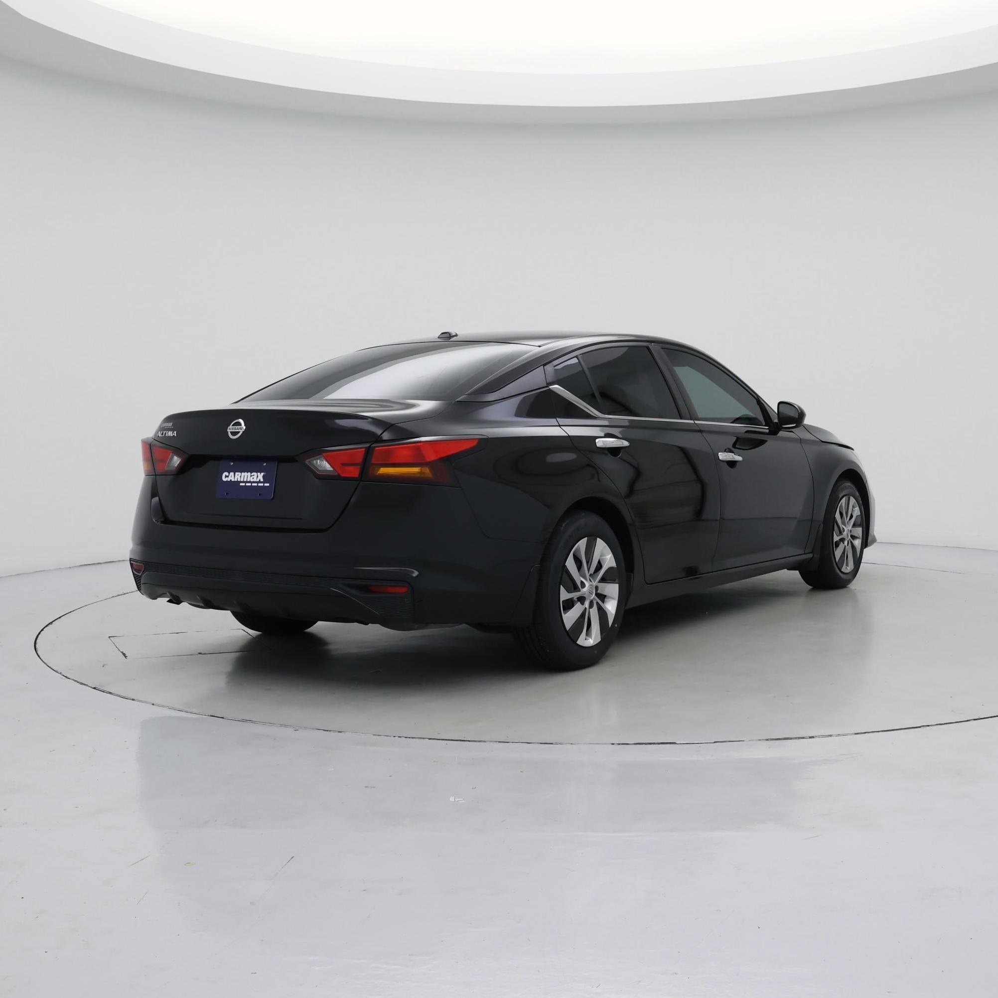 Thumbnail: 2020 Nissan Altima - 8