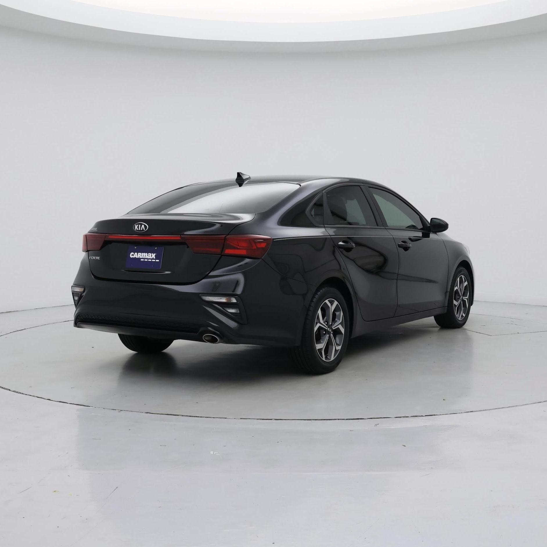 Thumbnail: 2021 Kia Forte - 8