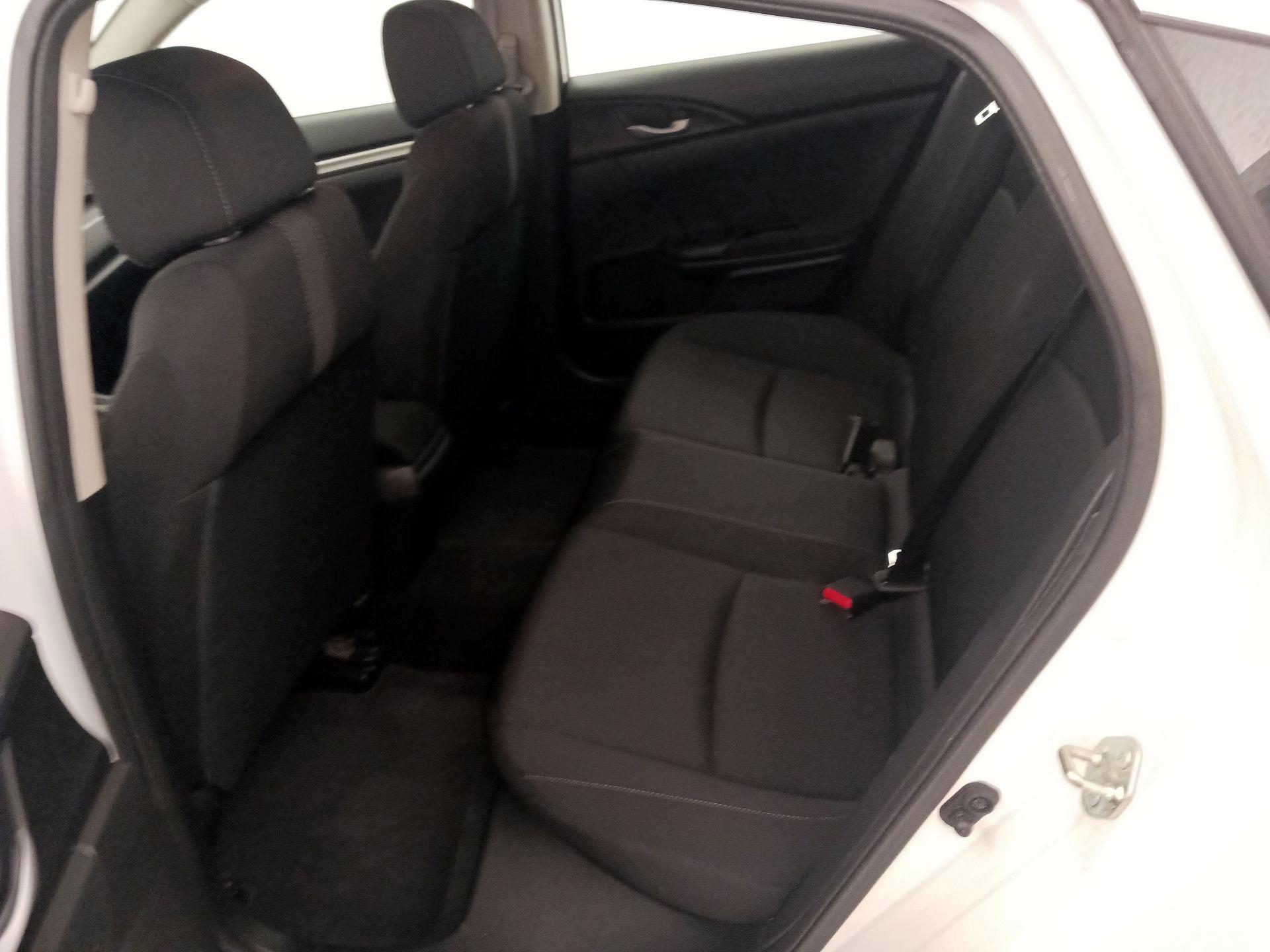 Thumbnail: 2020 Honda Civic - 18