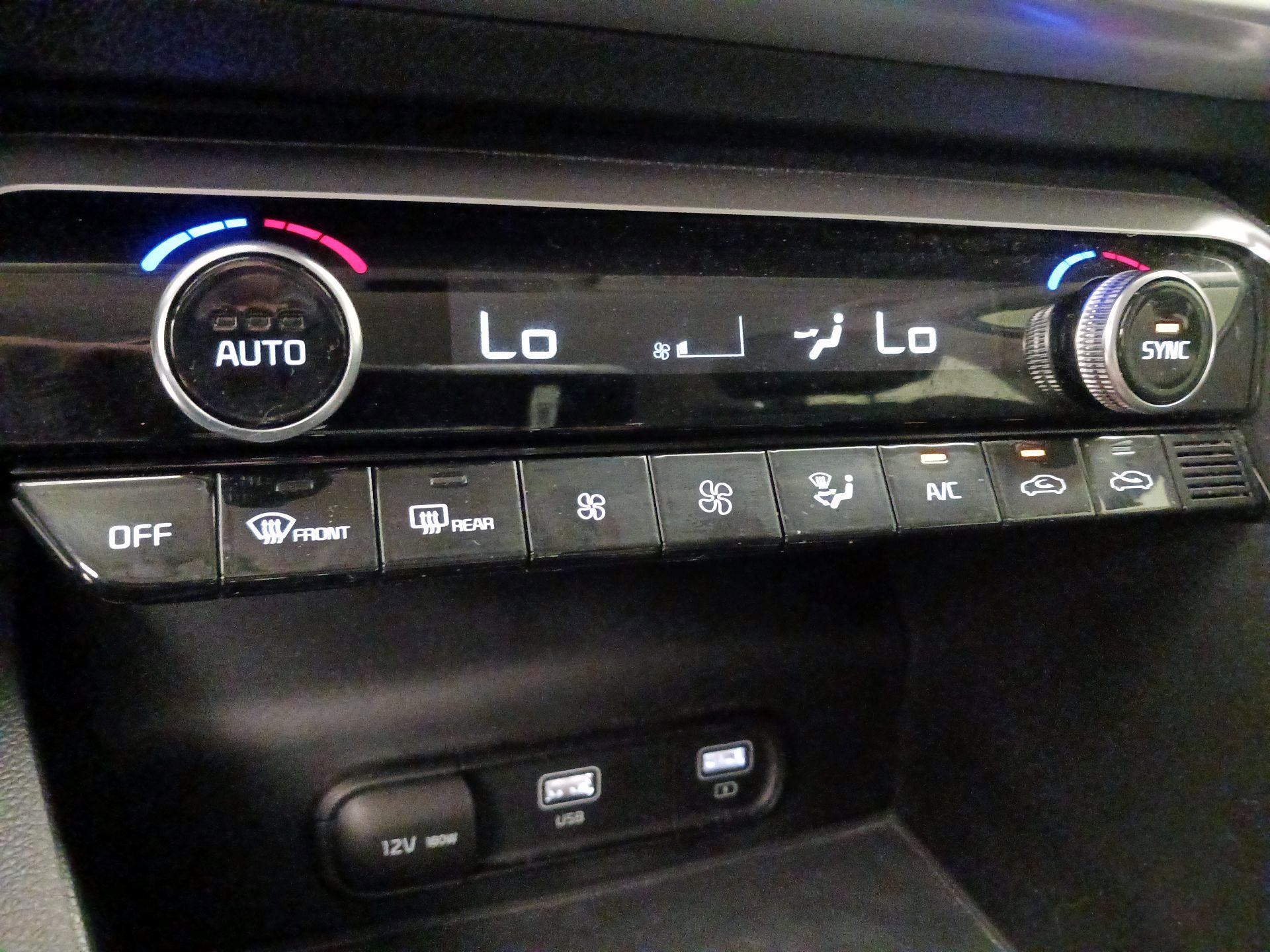 Thumbnail: 2021 Kia K5 - 16