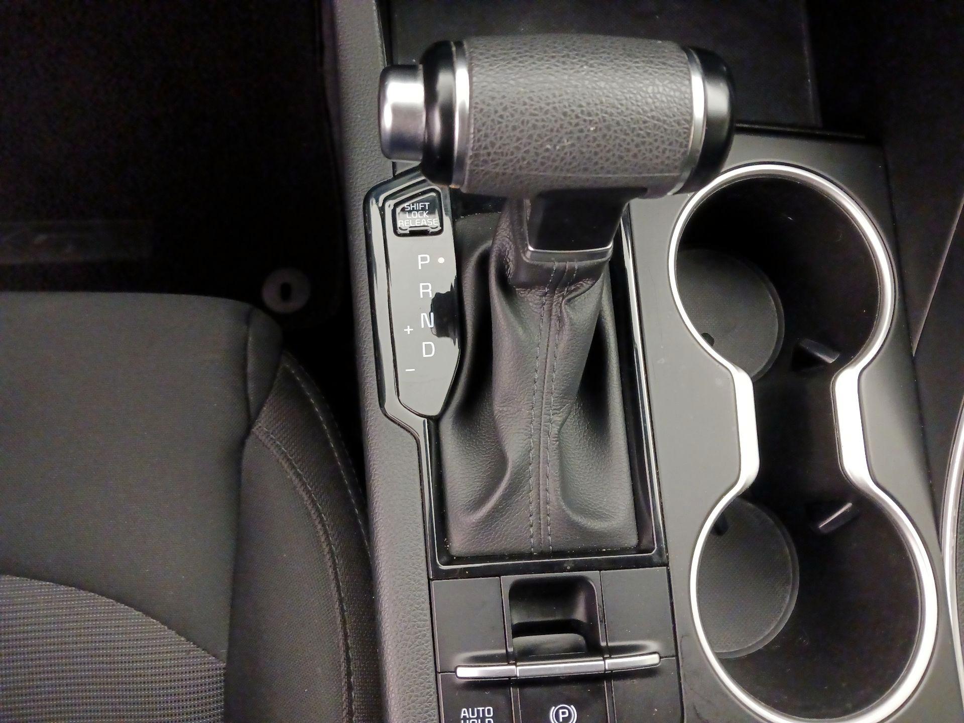 Thumbnail: 2021 Kia K5 - 17