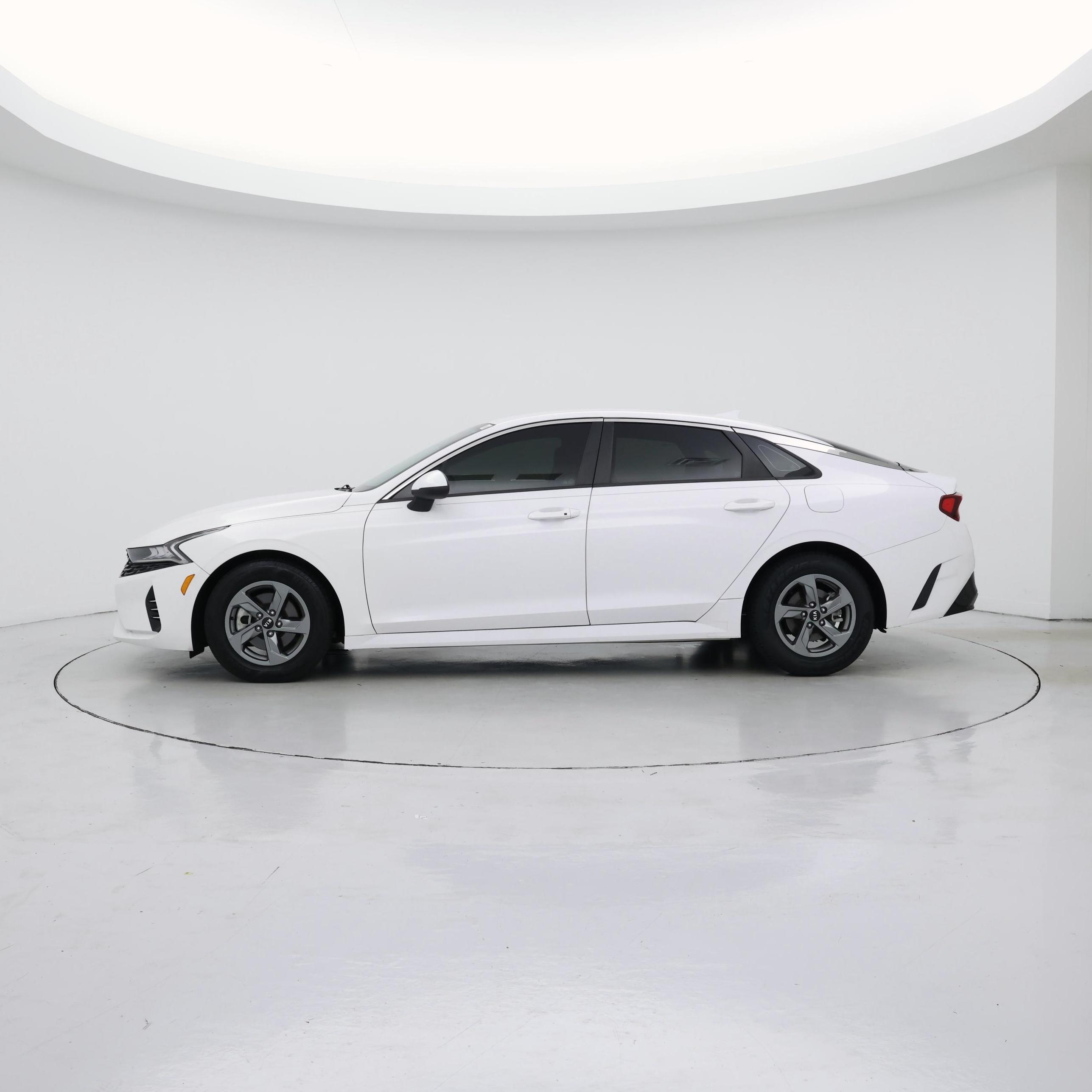 Thumbnail: 2021 Kia K5 - 3