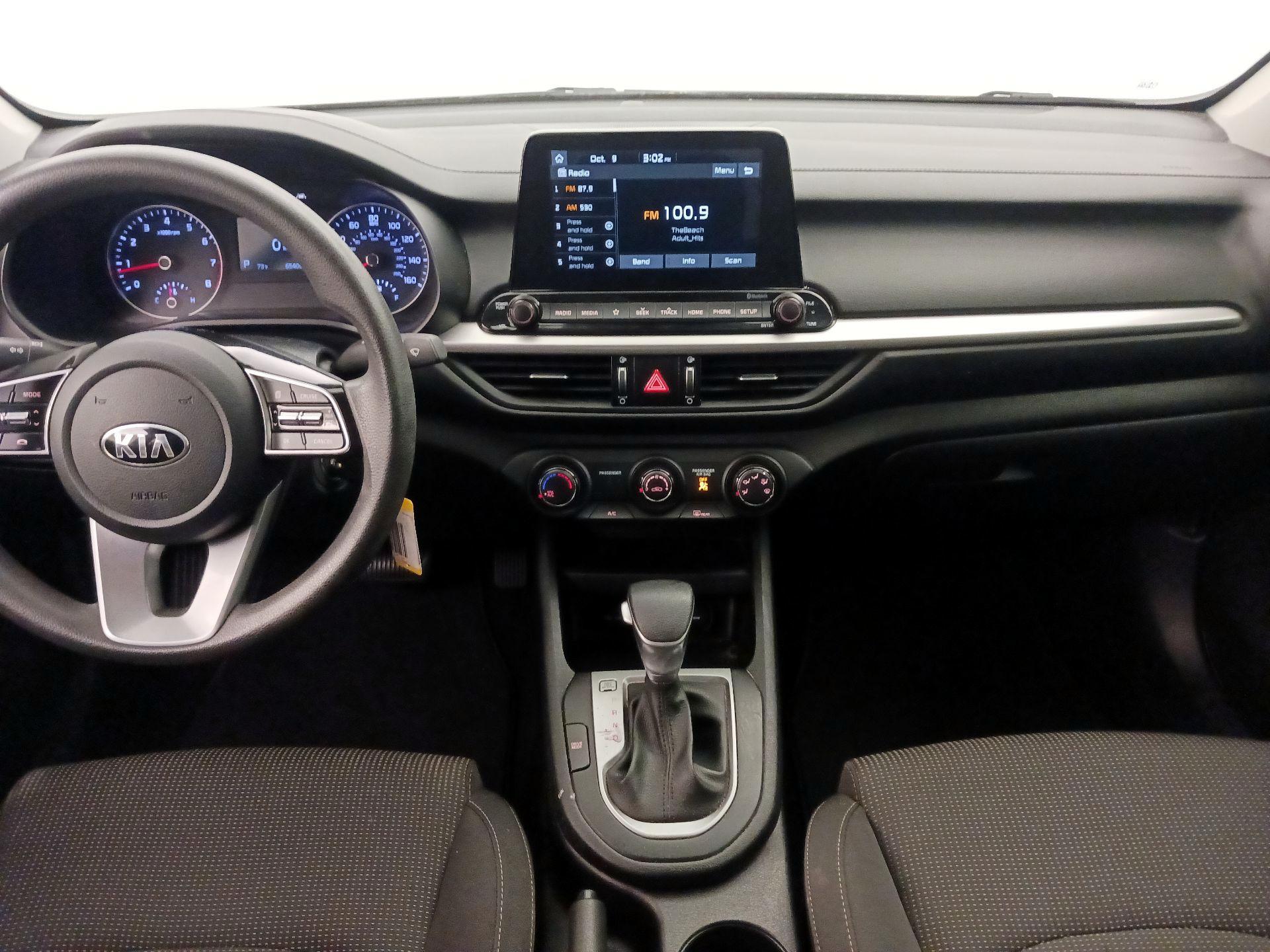 Thumbnail: 2020 Kia Forte - 9