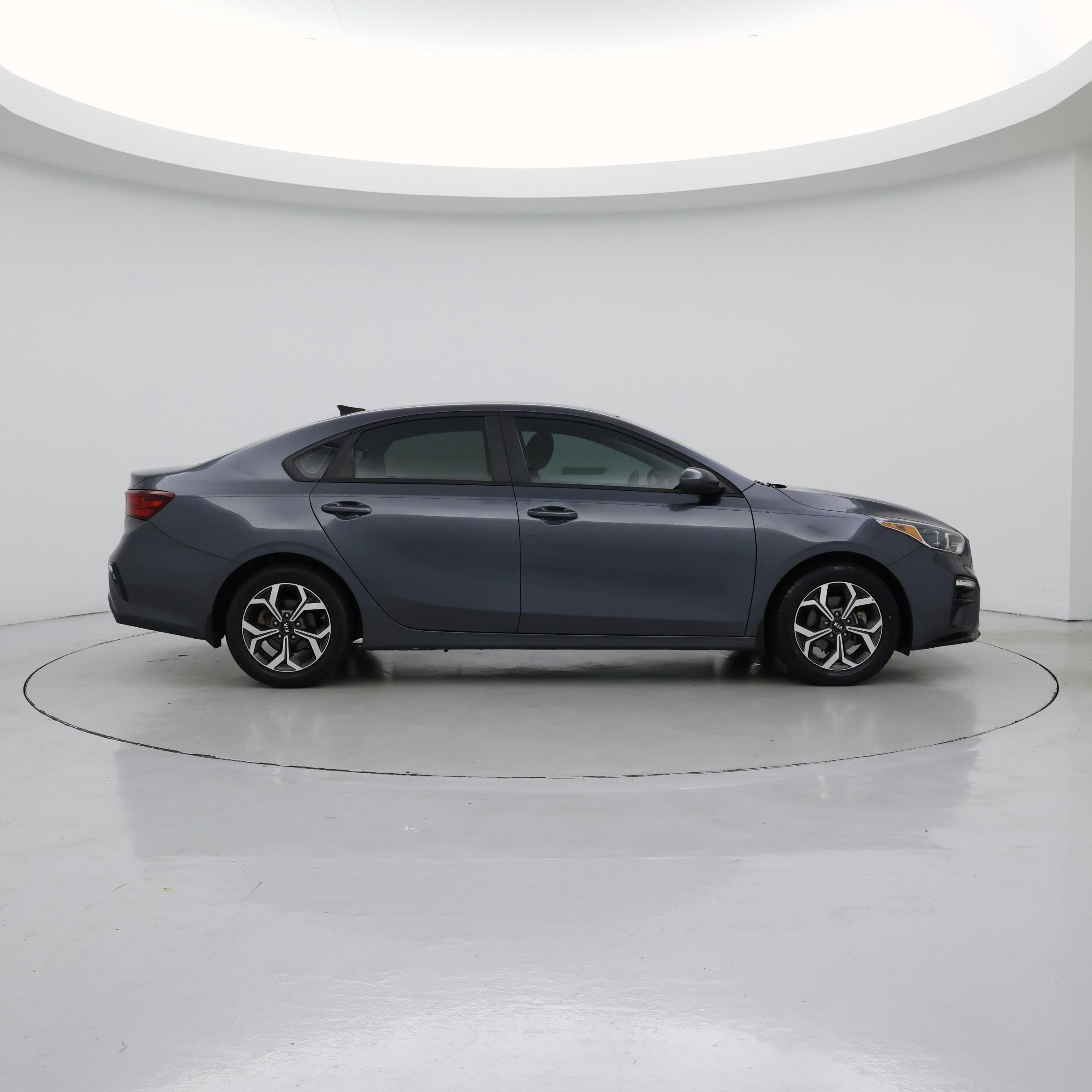 Thumbnail: 2020 Kia Forte - 7