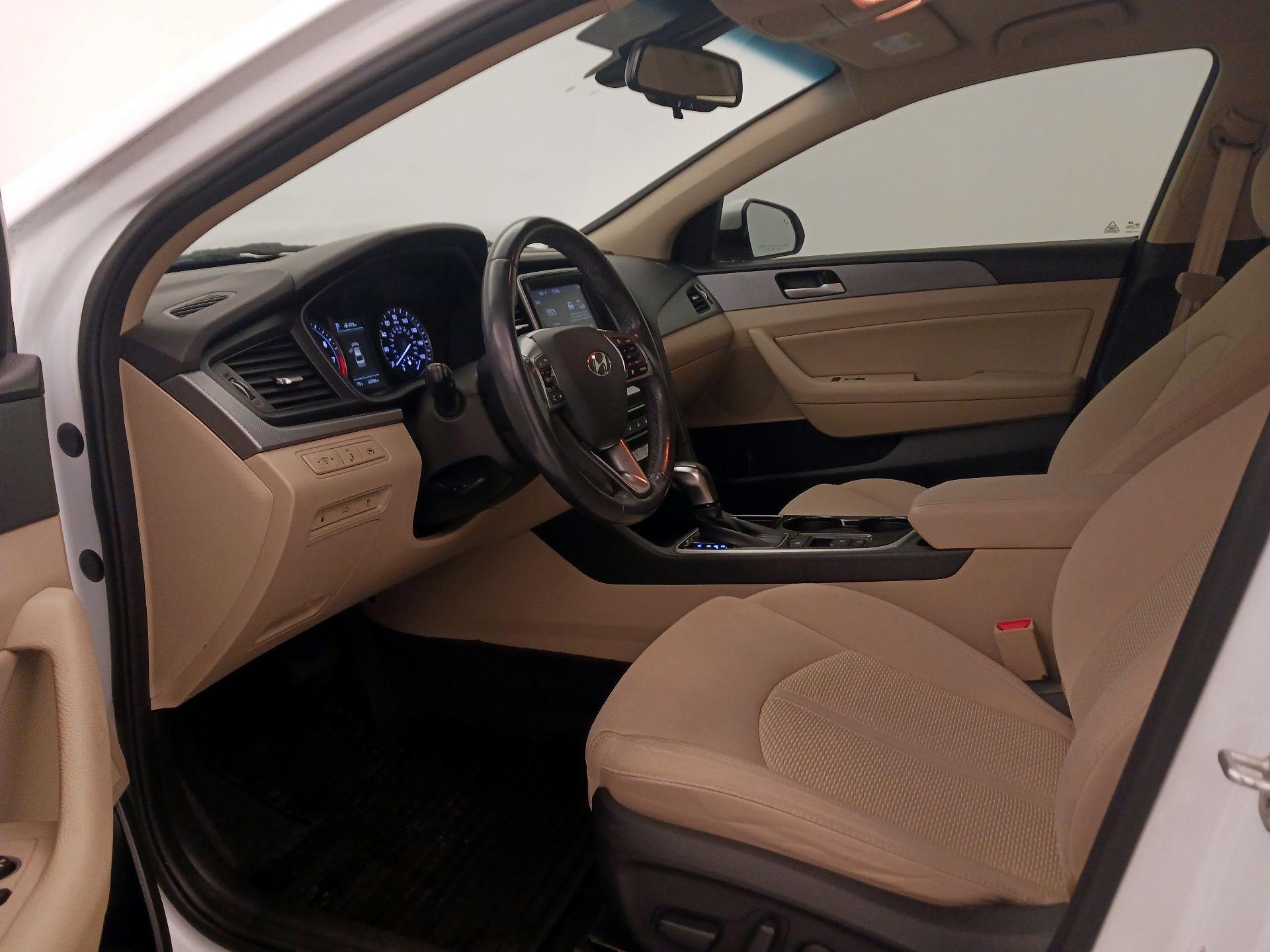 Thumbnail: 2018 Hyundai Sonata - 11