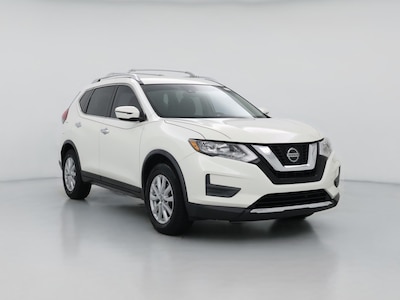White 2019 Nissan Rogue SV