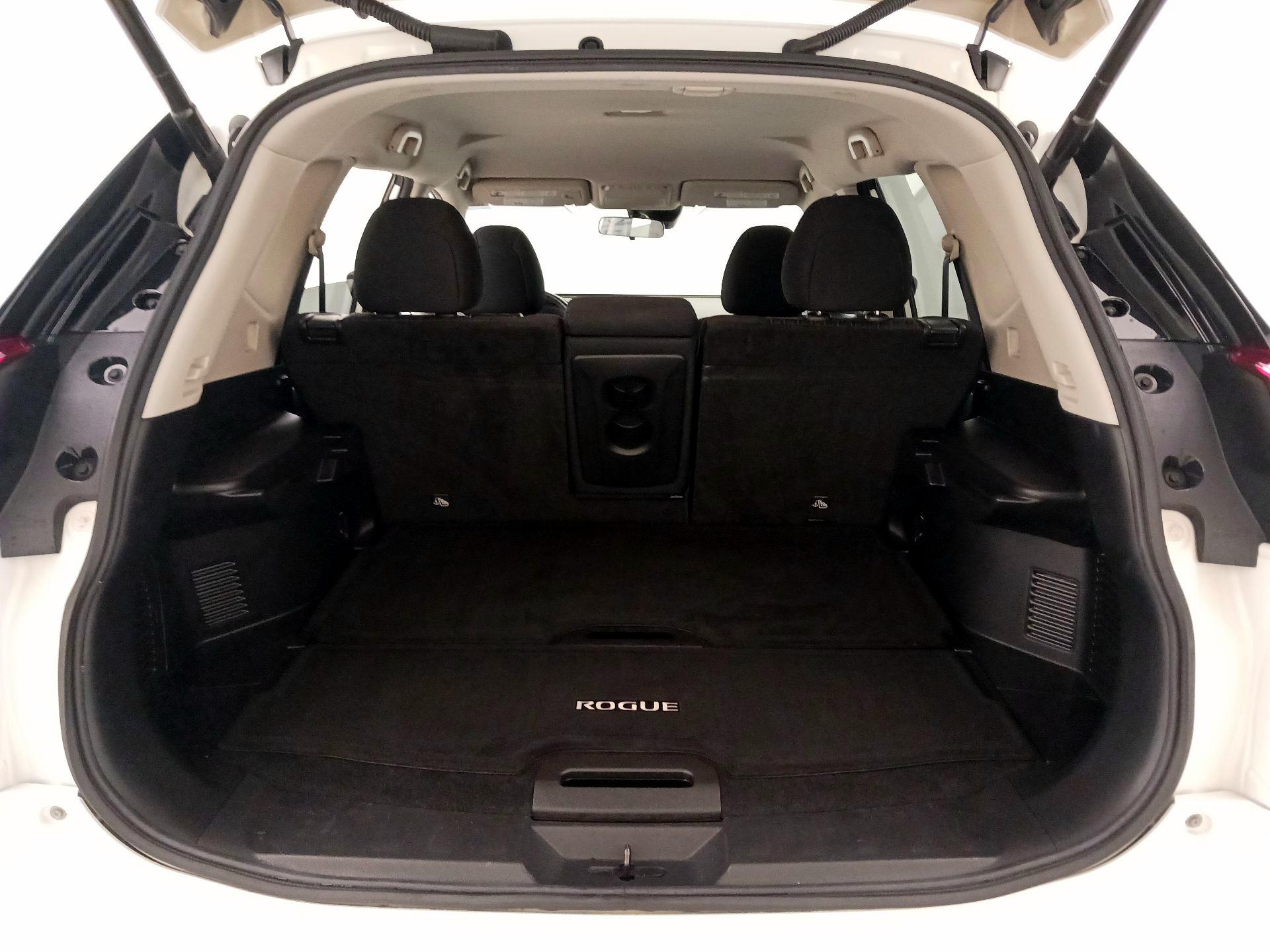 Thumbnail: 2019 Nissan Rogue - 20