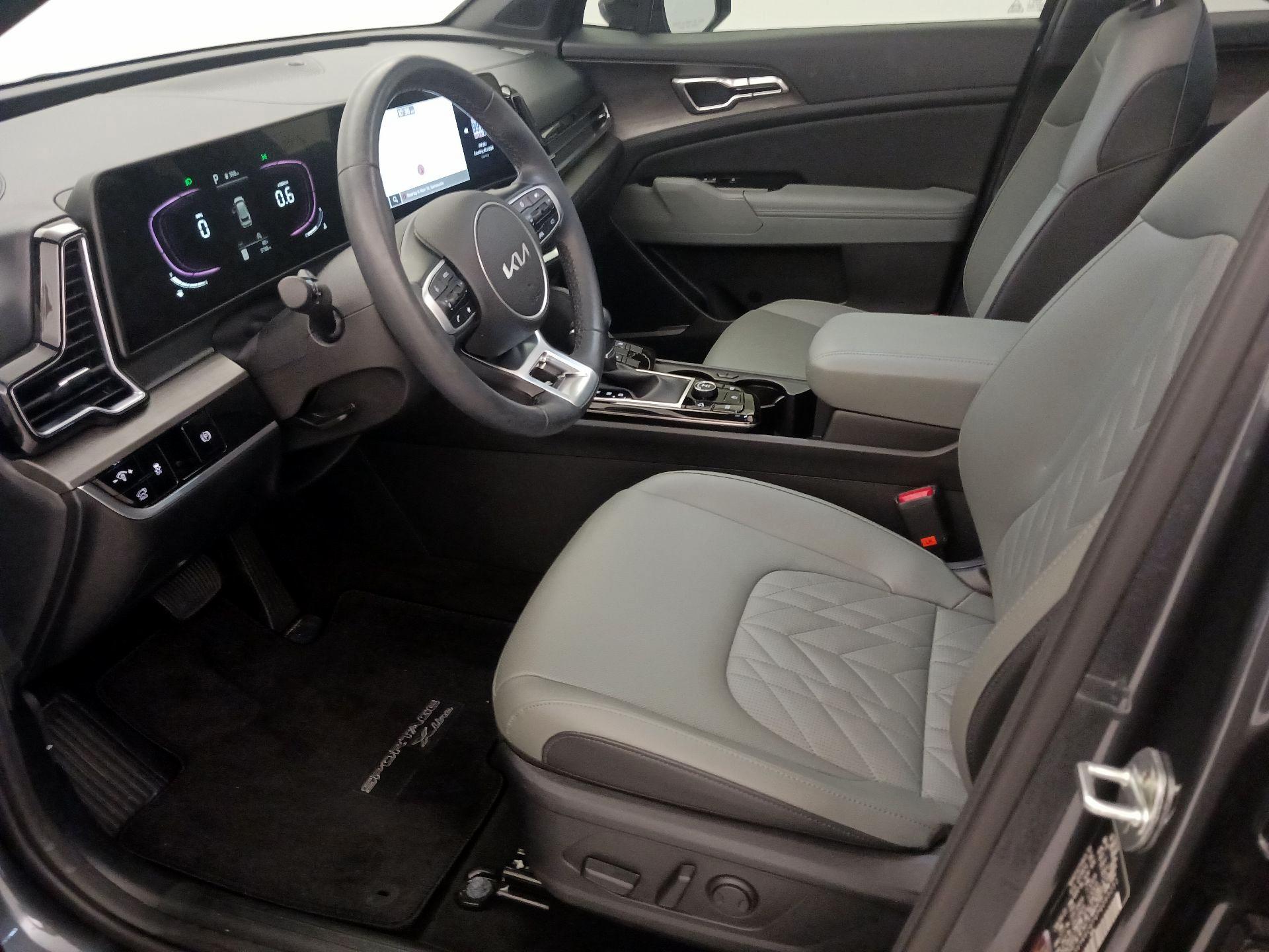 Thumbnail: 2023 Kia Sportage - 11