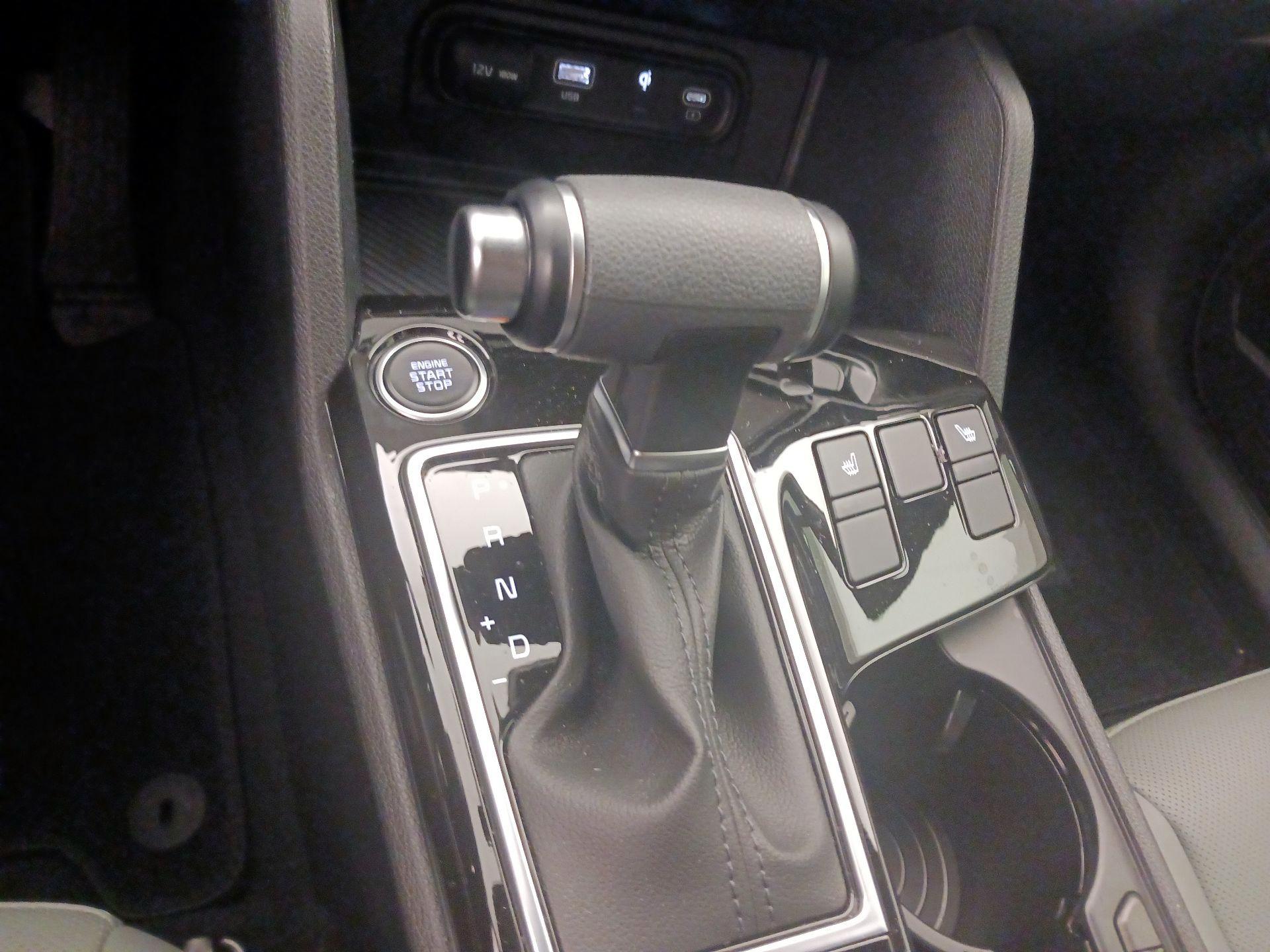 Thumbnail: 2023 Kia Sportage - 18