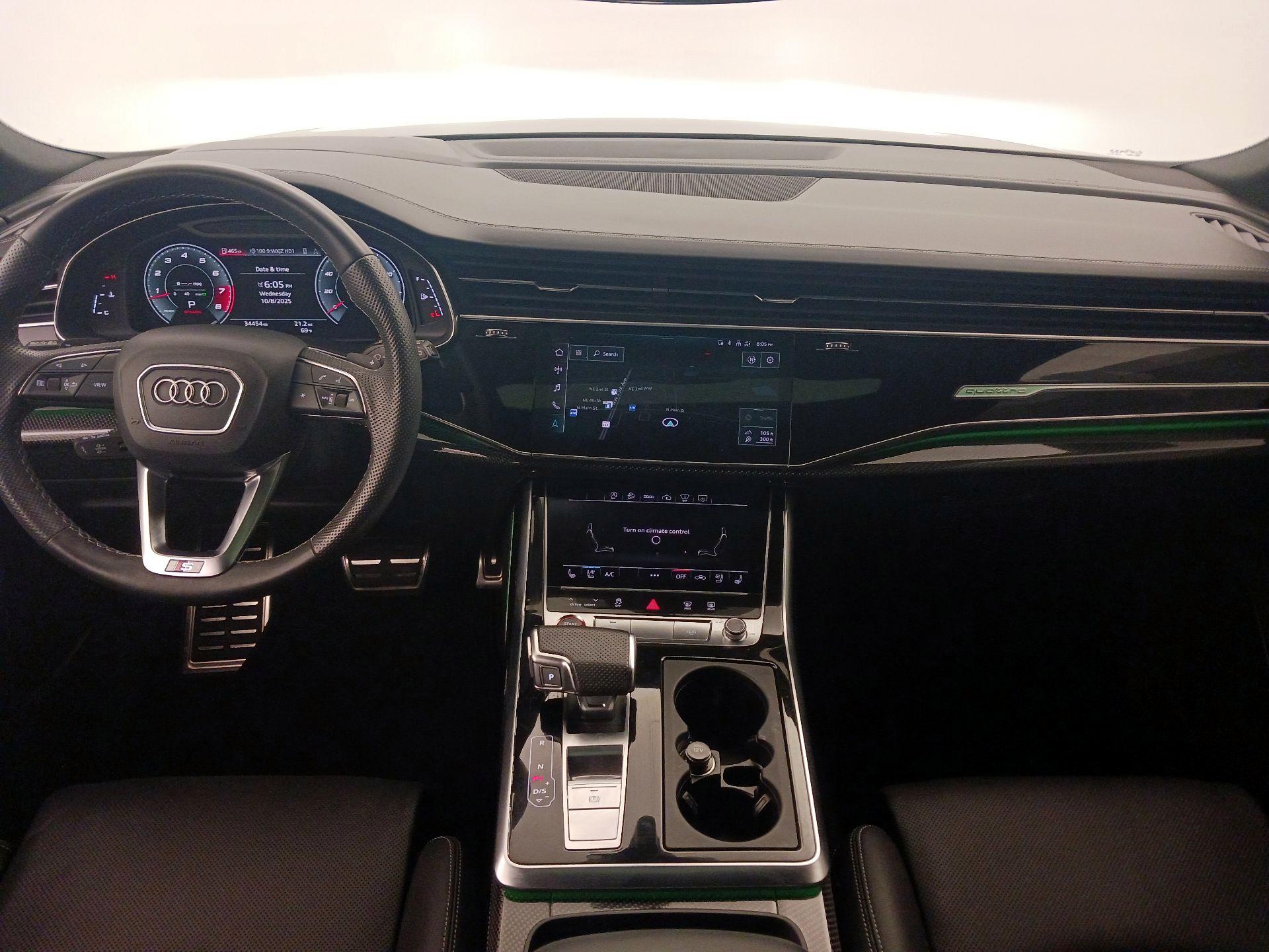 Thumbnail: 2022 Audi SQ8 - 9
