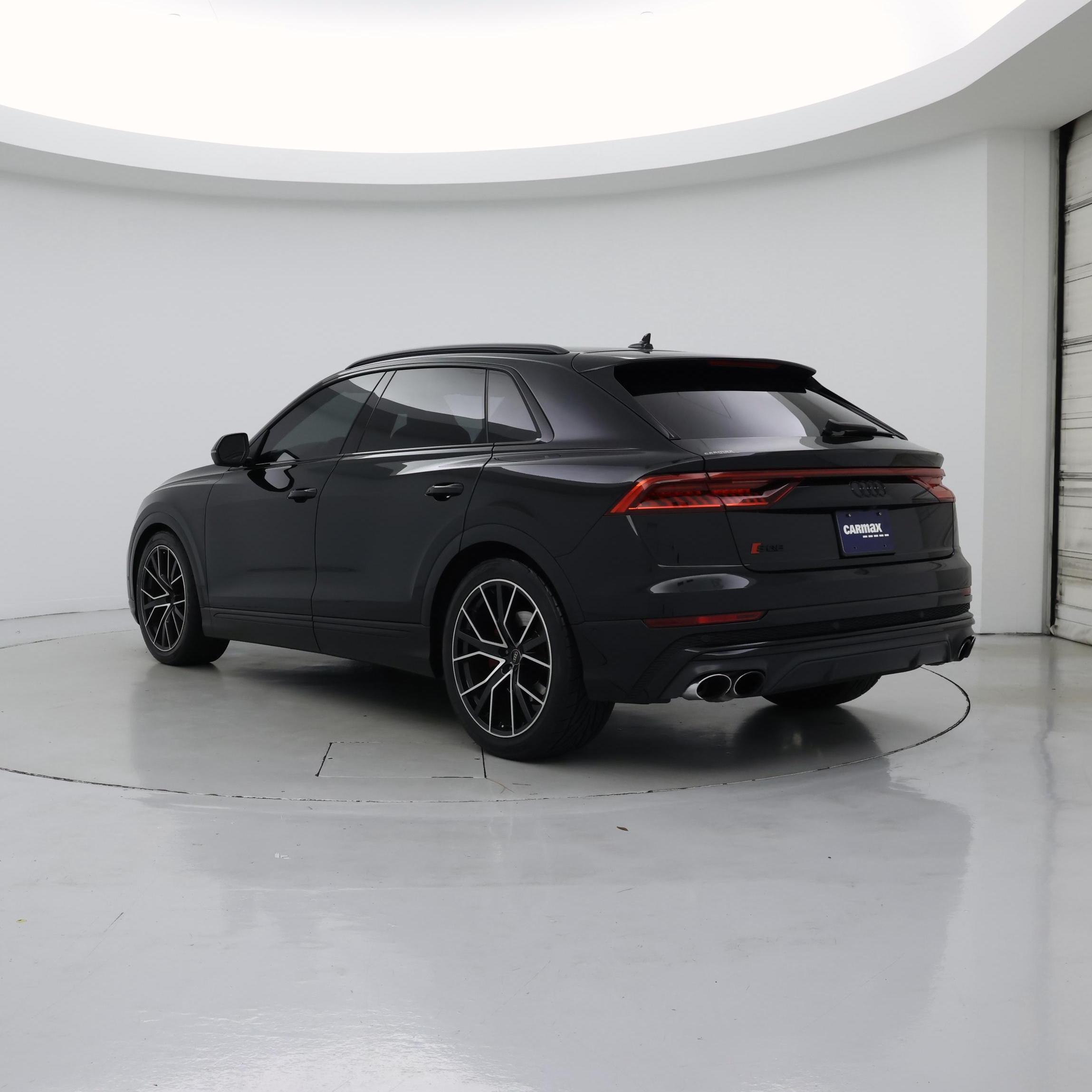 Thumbnail: 2022 Audi SQ8 - 2