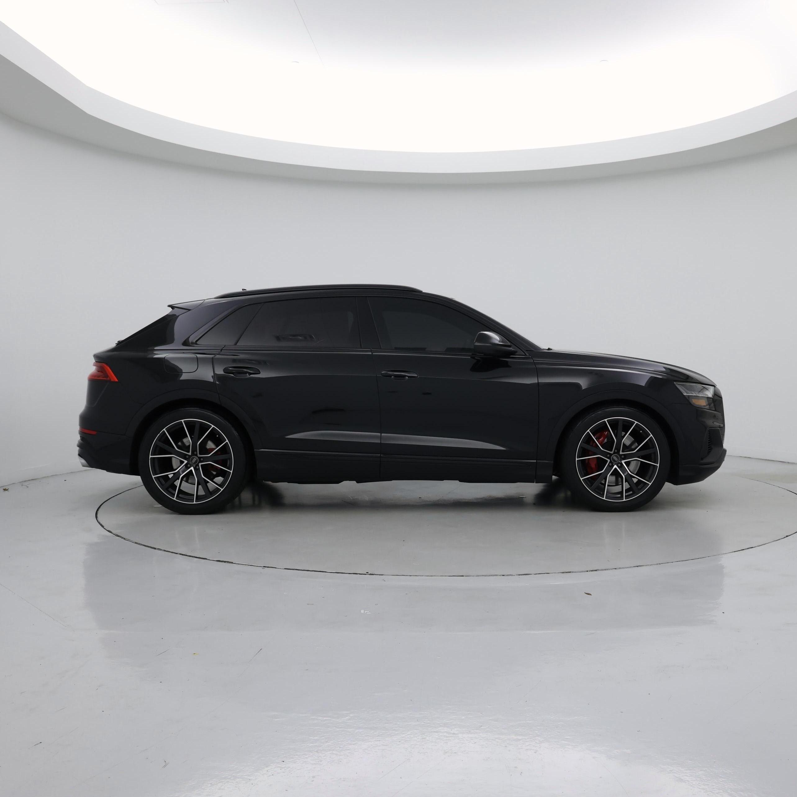 Thumbnail: 2022 Audi SQ8 - 7