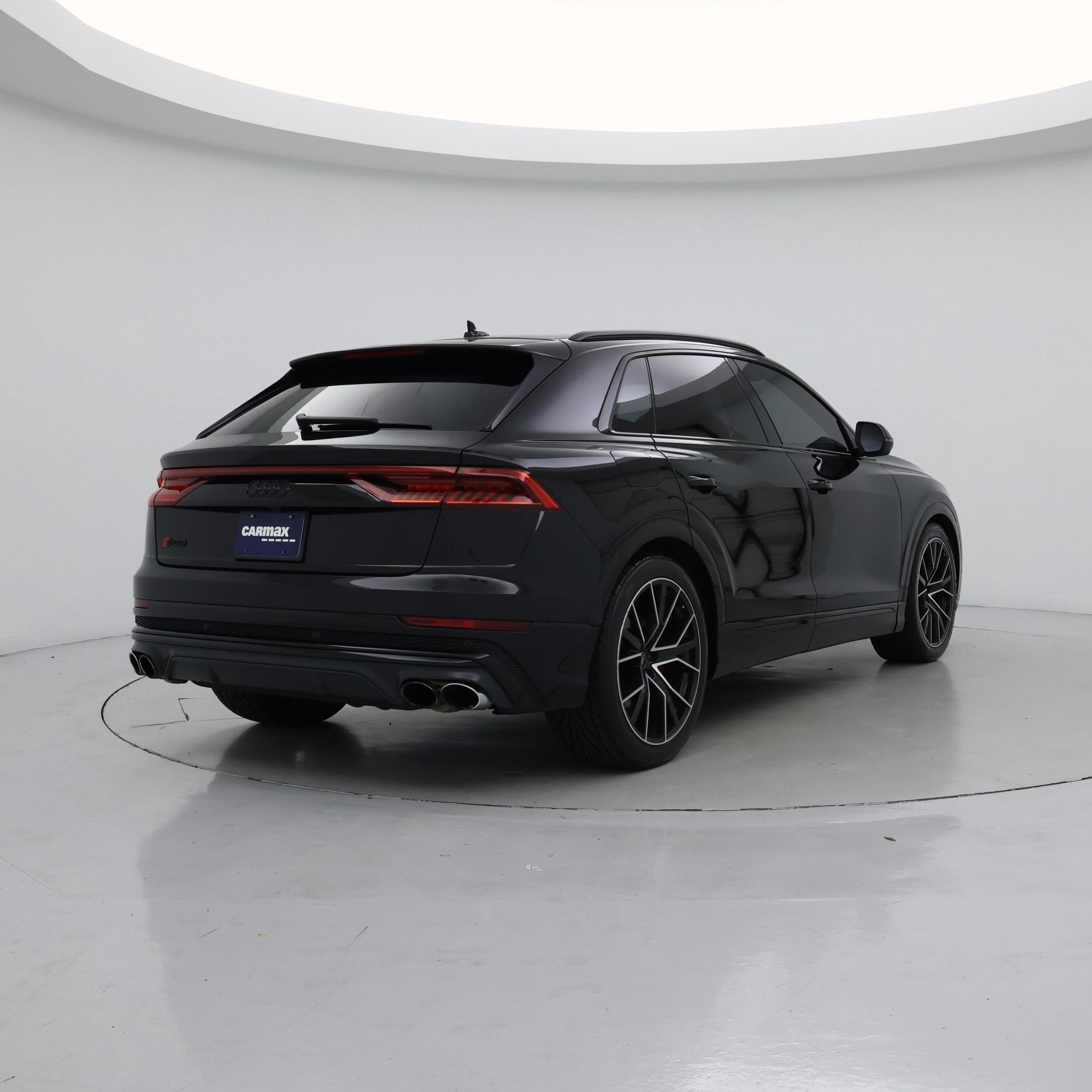 Thumbnail: 2022 Audi SQ8 - 8