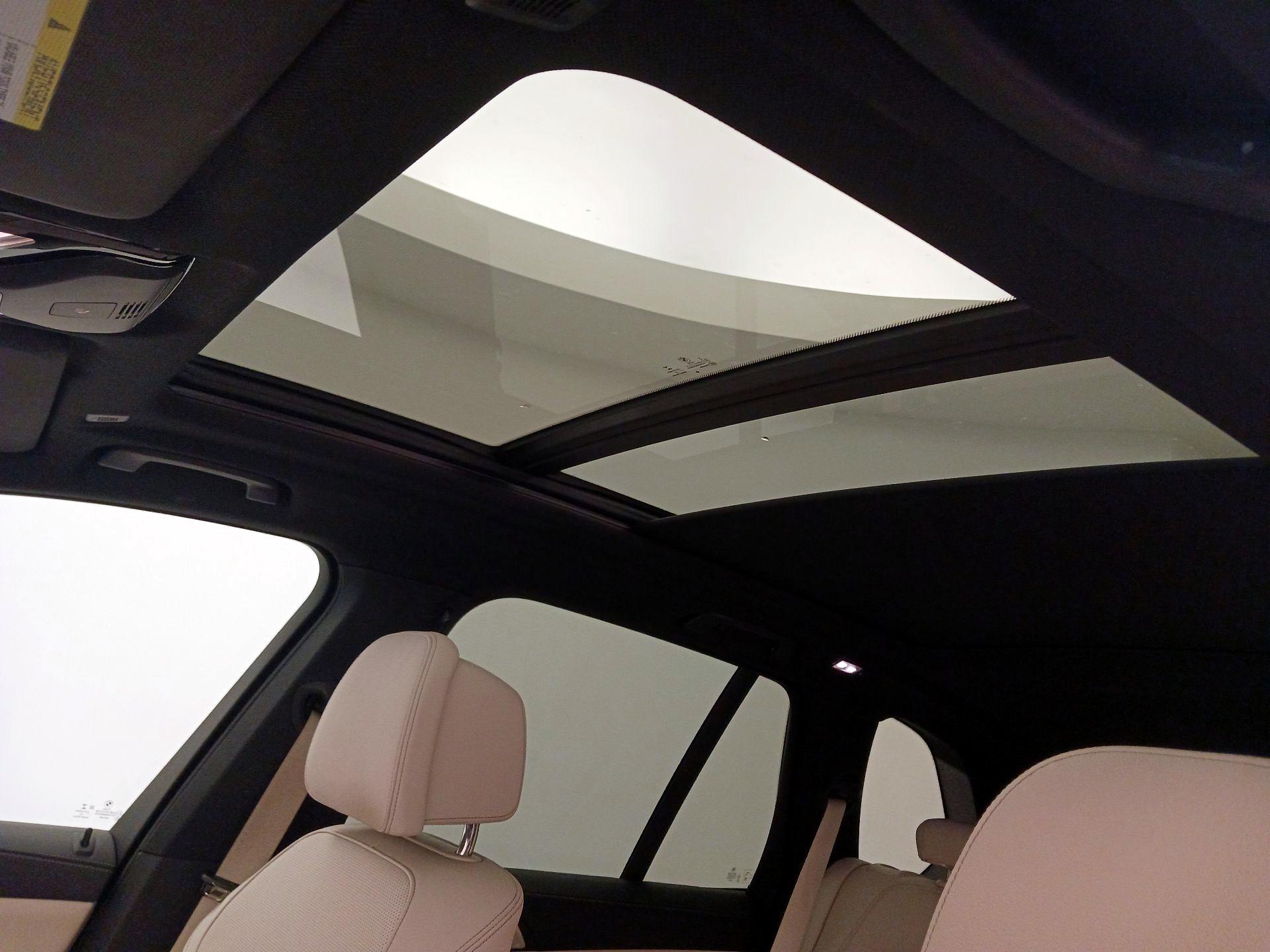 Thumbnail: 2022 BMW X5 - 20