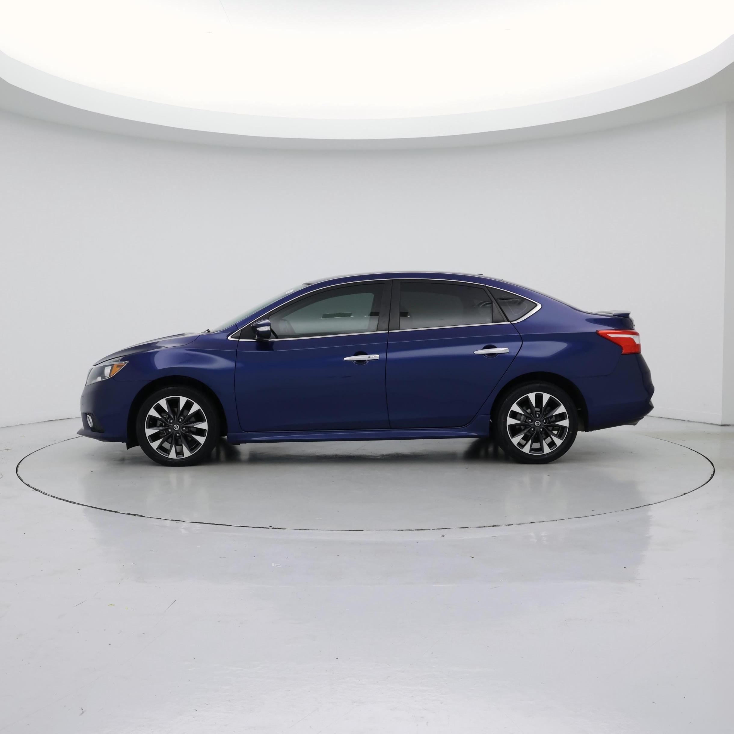 Thumbnail: 2018 Nissan Sentra - 3