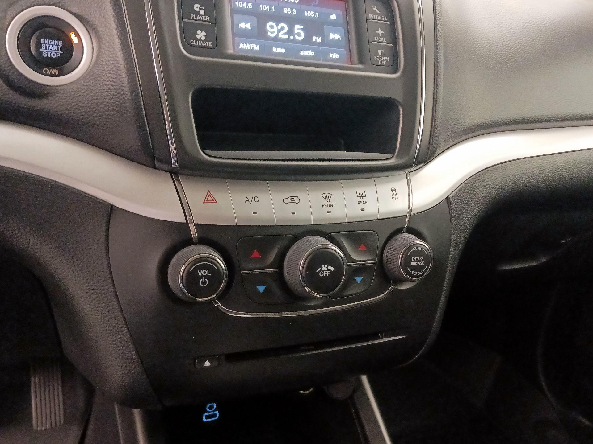 Thumbnail: 2018 Dodge Journey - 15