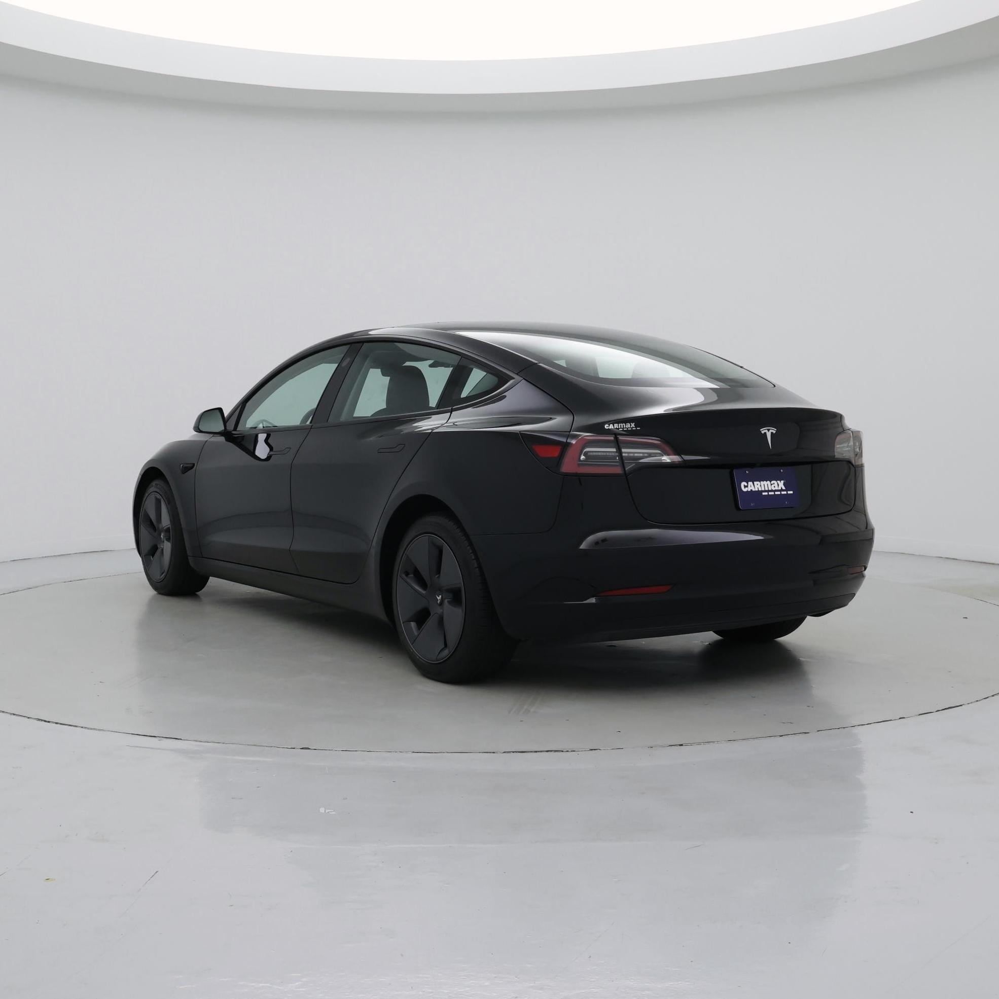 Thumbnail: 2023 Tesla Model 3 - 2