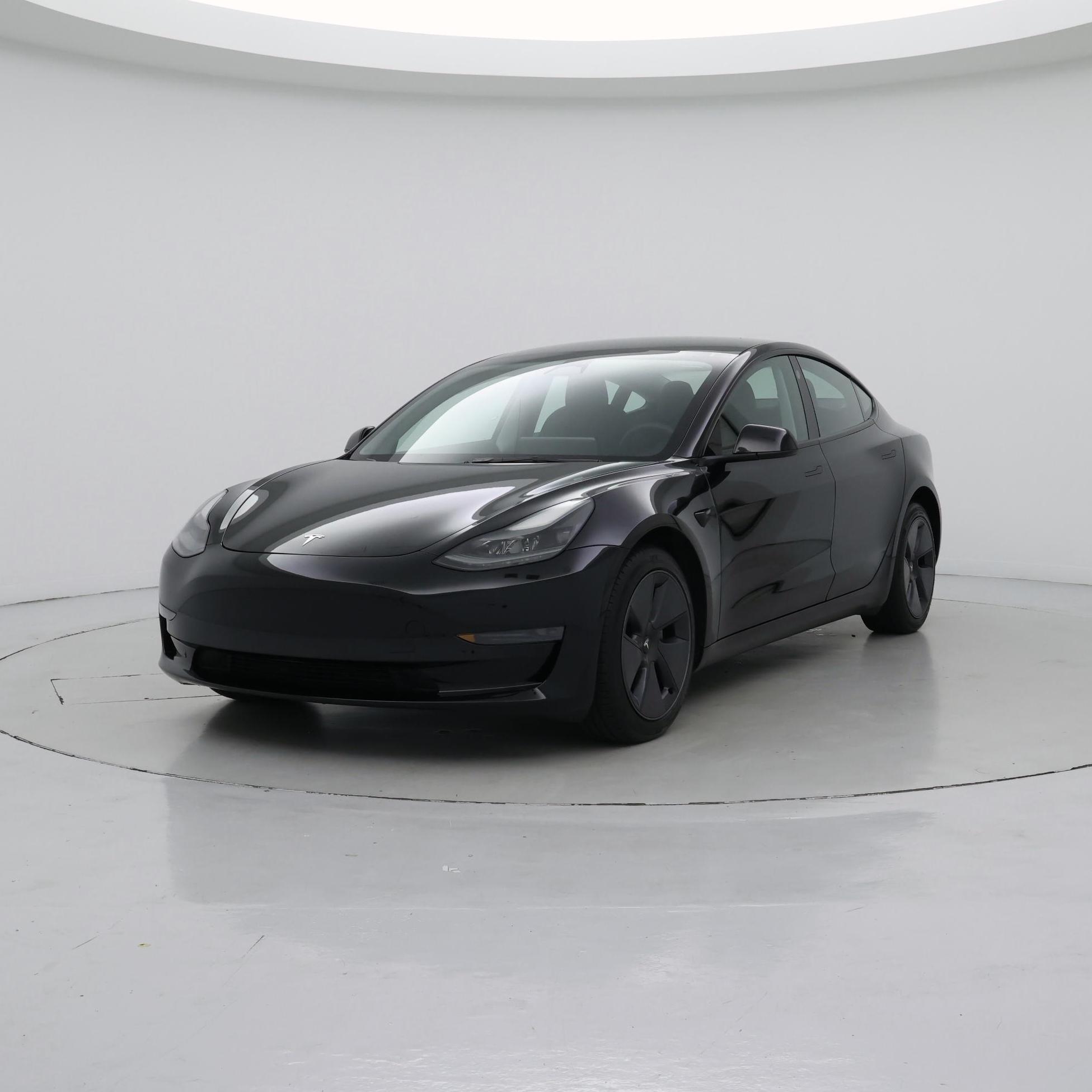 Thumbnail: 2023 Tesla Model 3 - 4