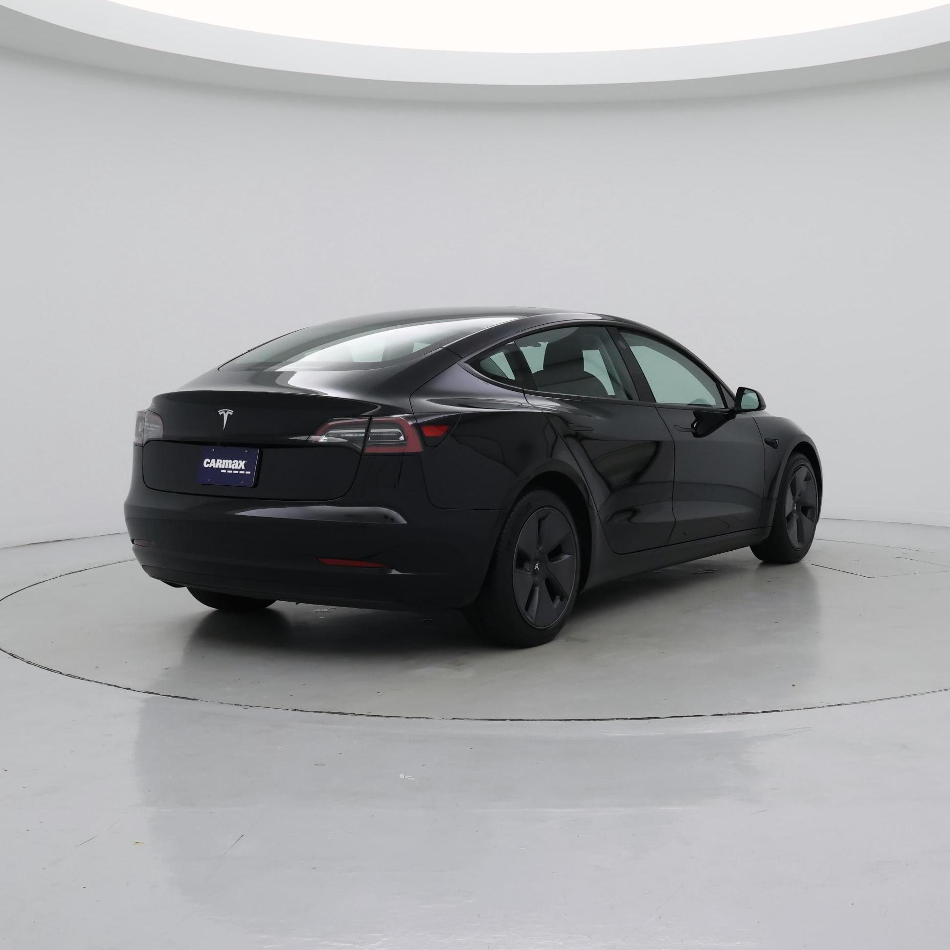 Thumbnail: 2023 Tesla Model 3 - 8