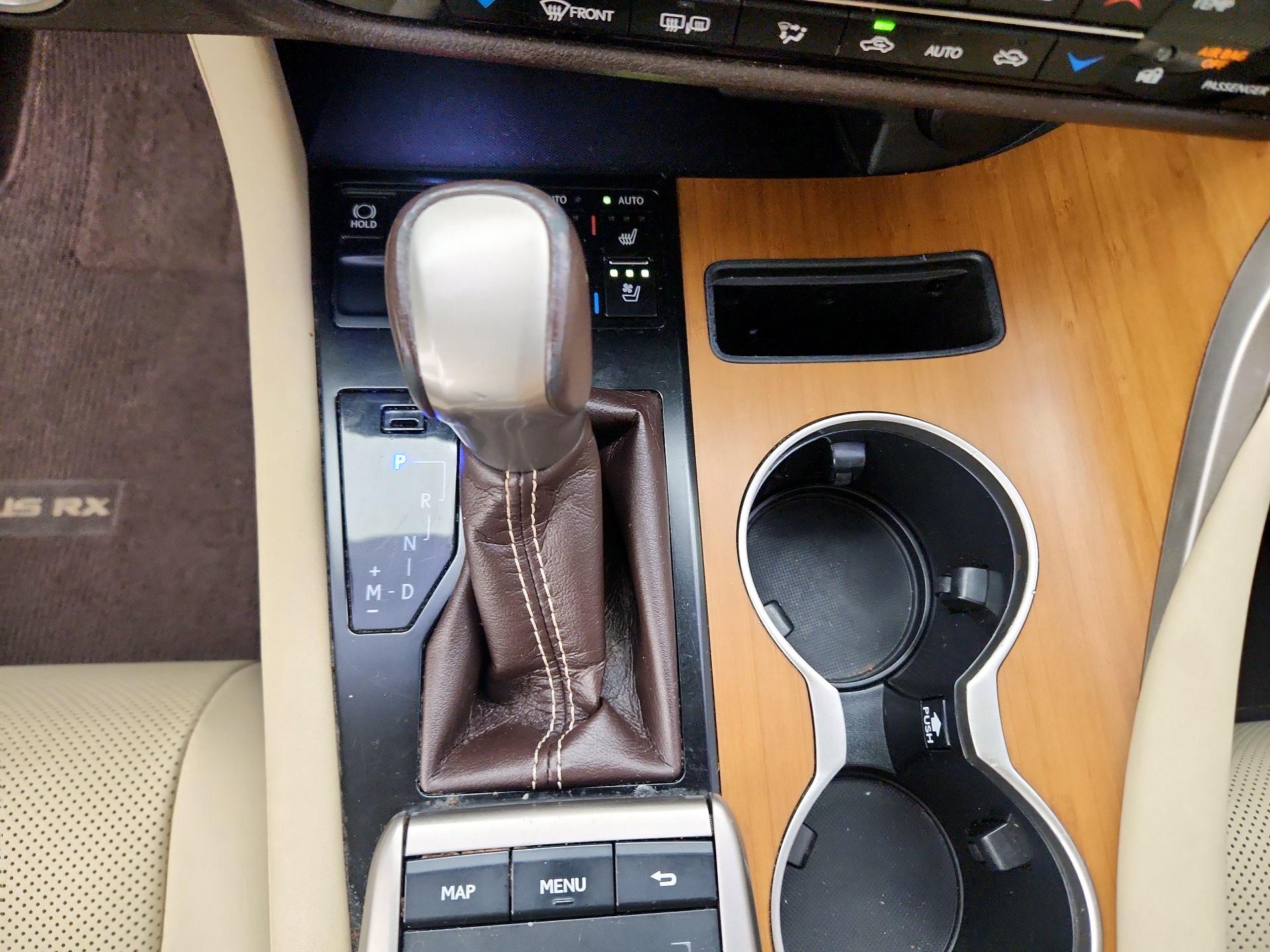 Thumbnail: 2020 Lexus RX - 18