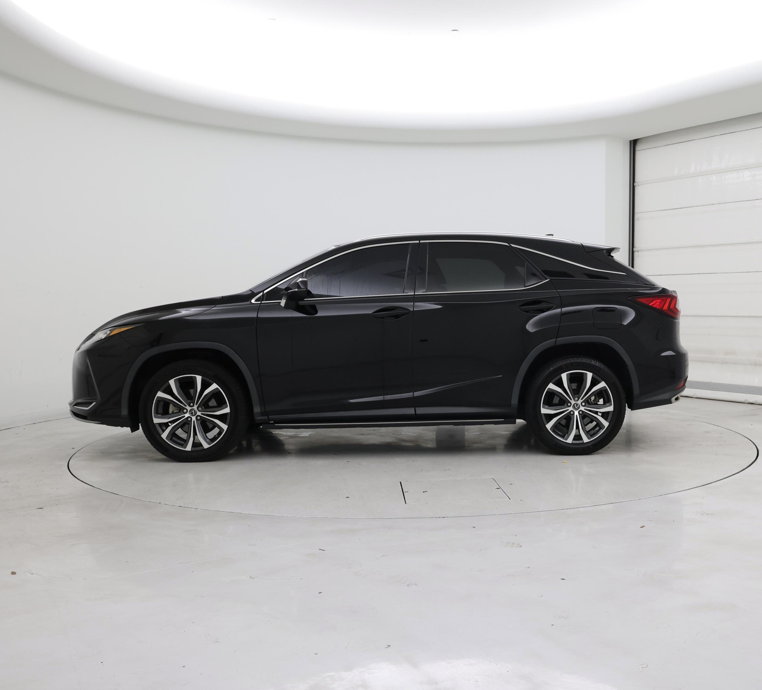 Thumbnail: 2020 Lexus RX - 3