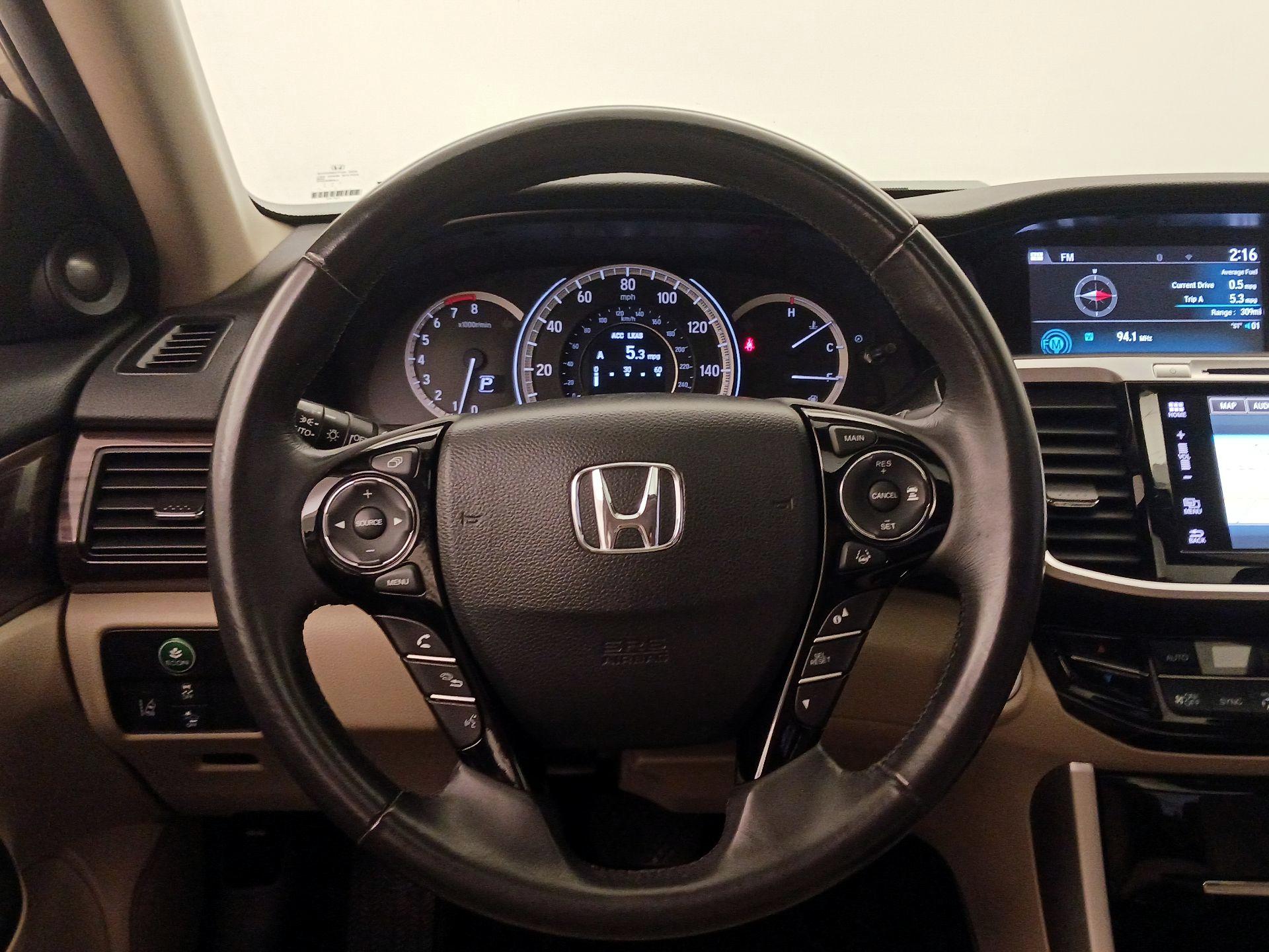 Thumbnail: 2017 Honda Accord - 10