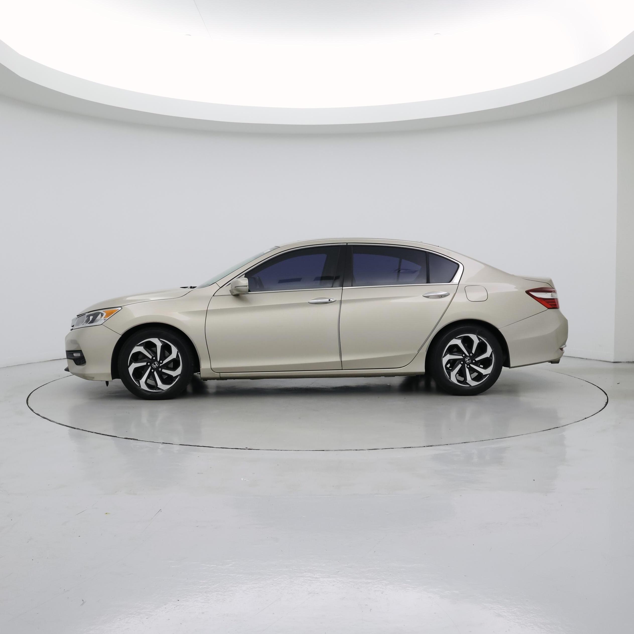 Thumbnail: 2017 Honda Accord - 3