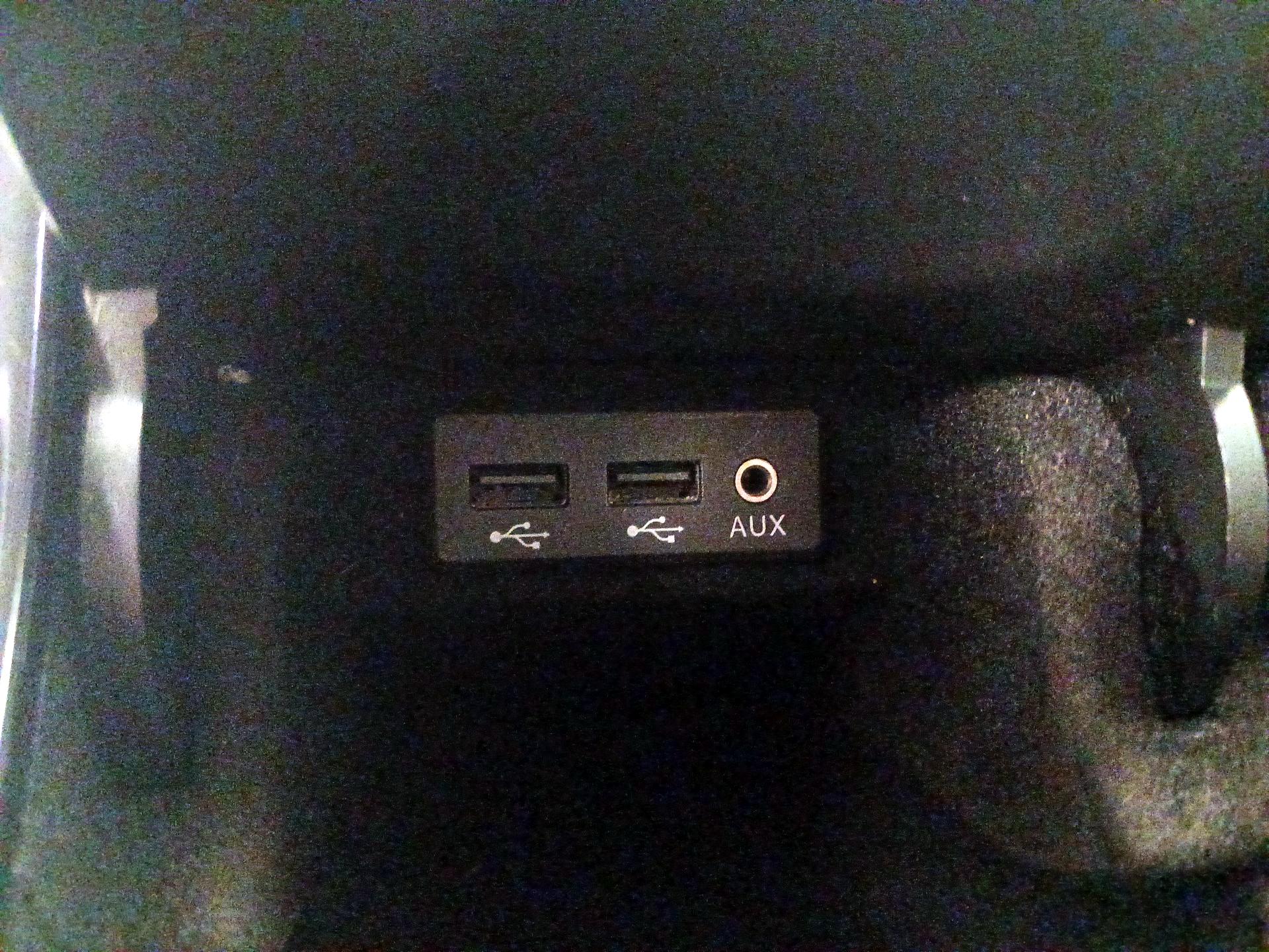 Thumbnail: 2016 Nissan Maxima - 19