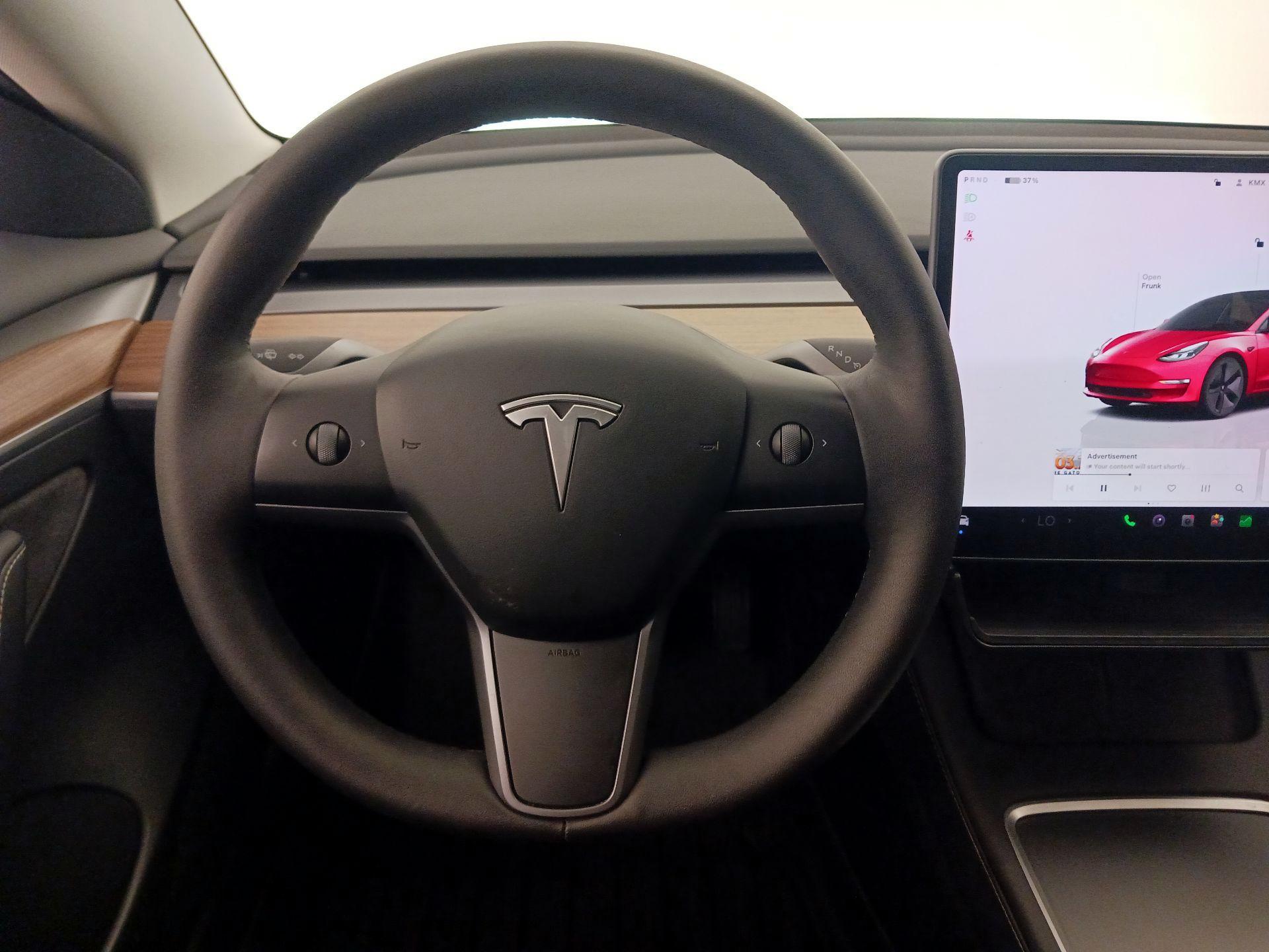 Thumbnail: 2023 Tesla Model 3 - 10
