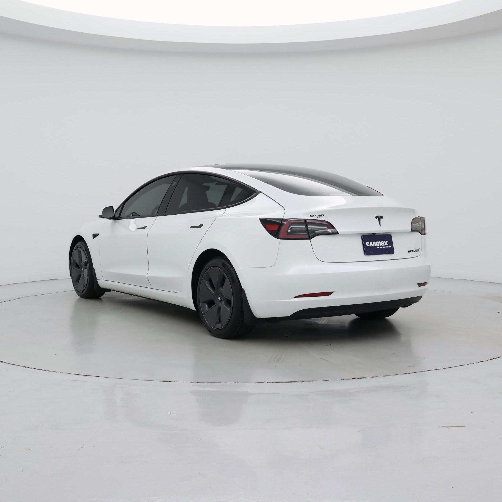 Thumbnail: 2023 Tesla Model 3 - 2