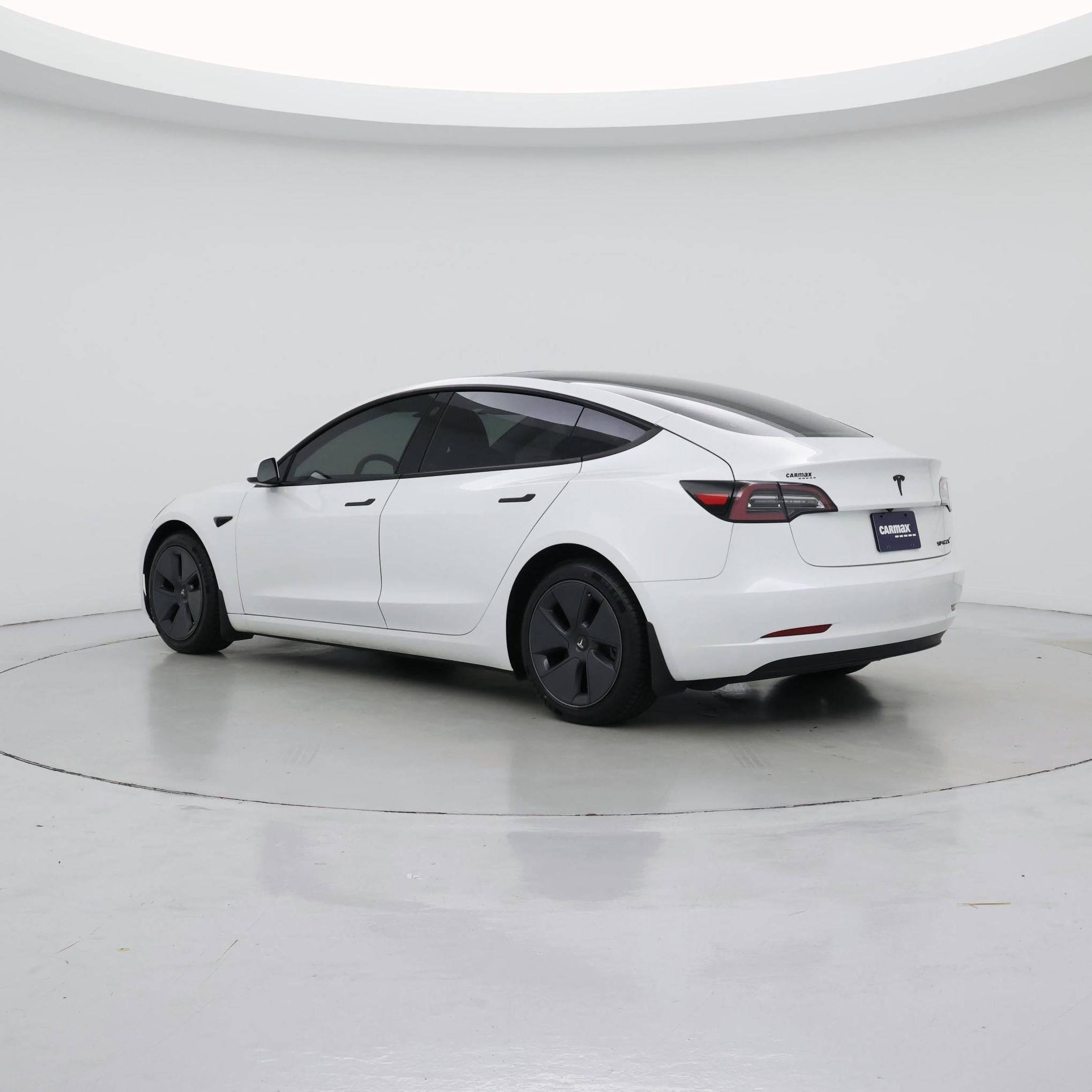 Thumbnail: 2023 Tesla Model 3 - 3