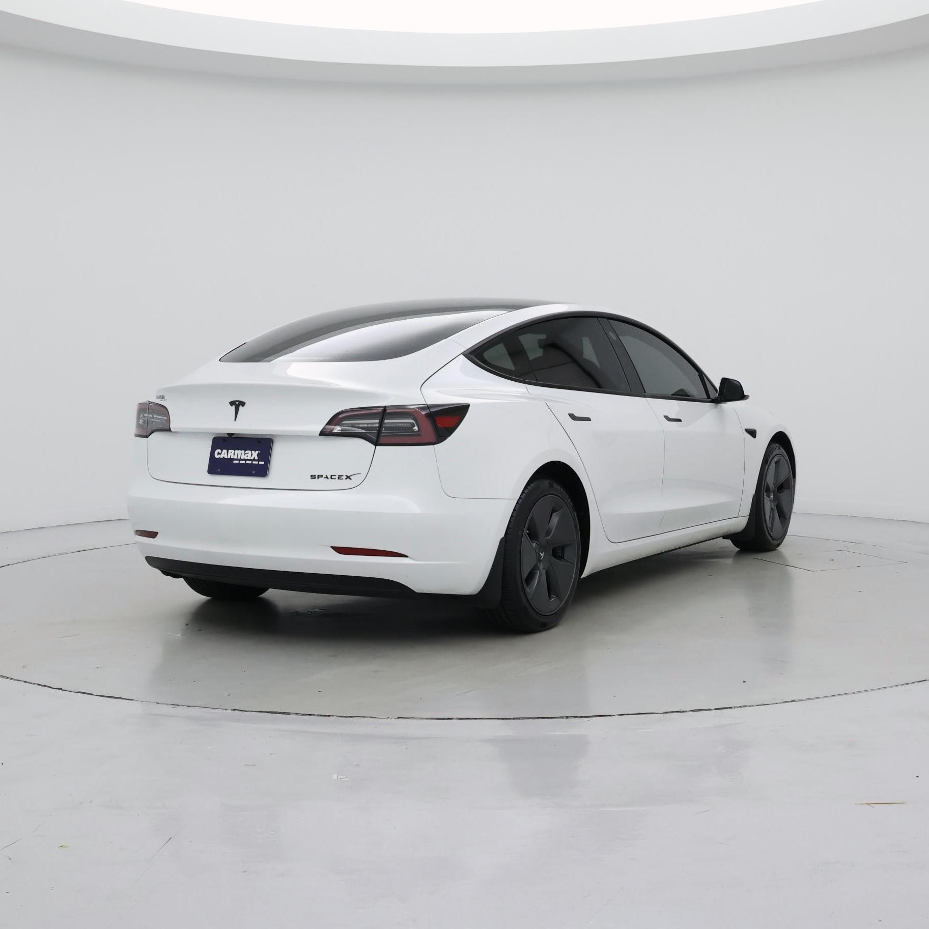 Thumbnail: 2023 Tesla Model 3 - 8