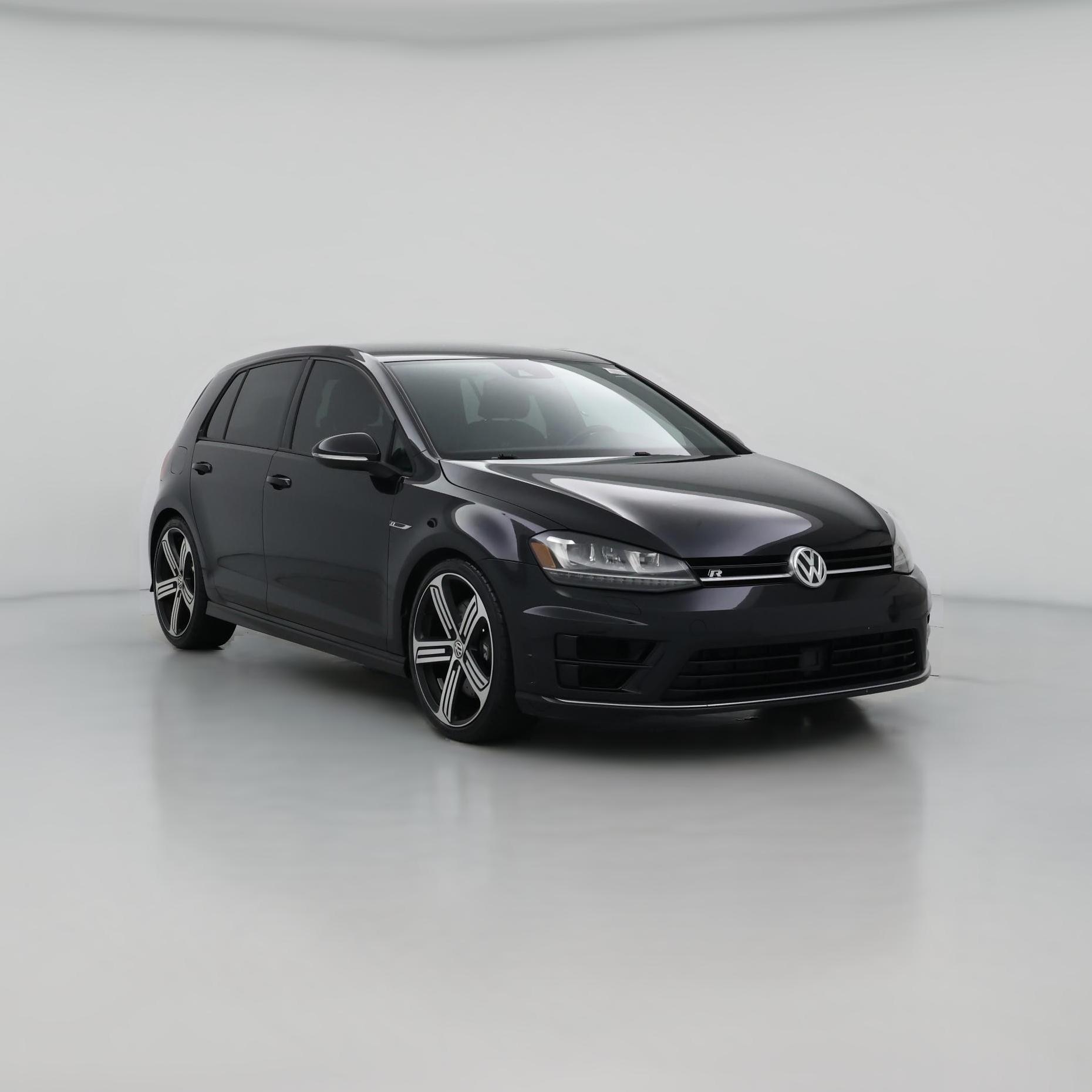 Thumbnail: 2016 Volkswagen Golf - 1