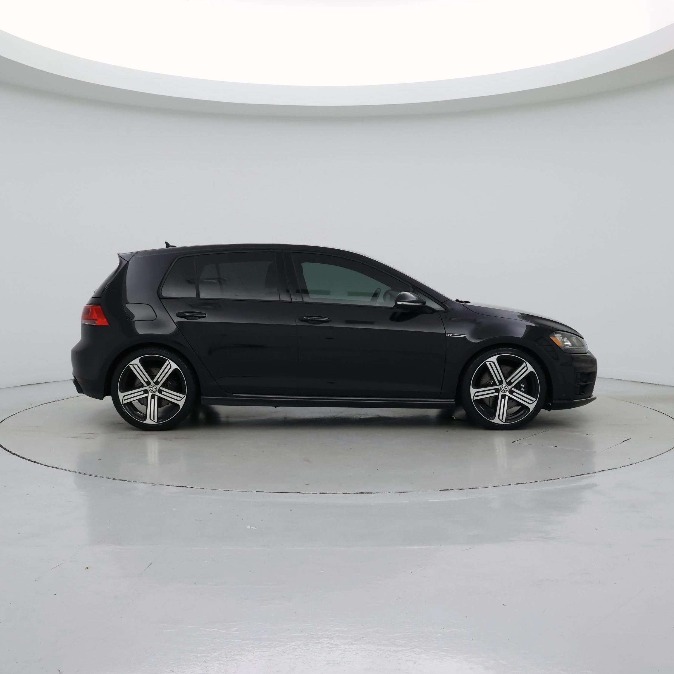 Thumbnail: 2016 Volkswagen Golf - 7