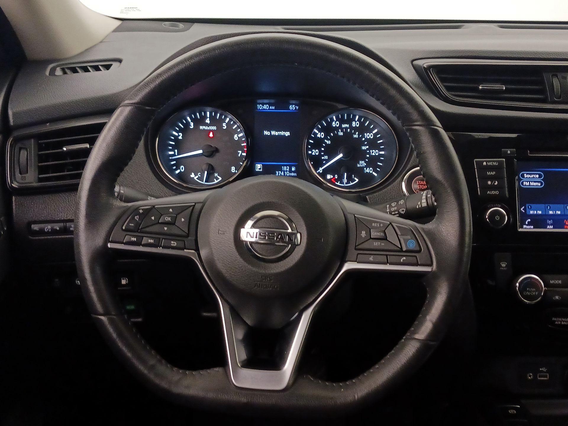 Thumbnail: 2019 Nissan Rogue - 10