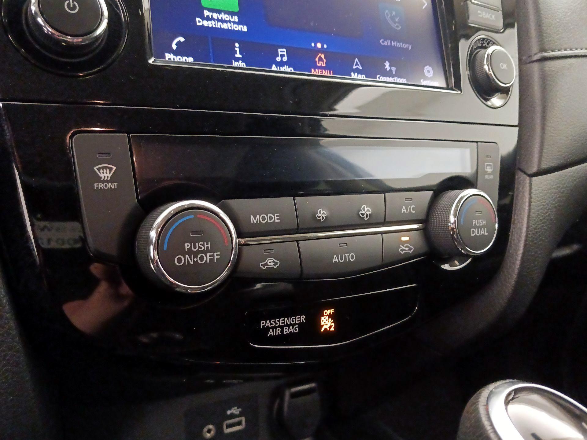 Thumbnail: 2019 Nissan Rogue - 16
