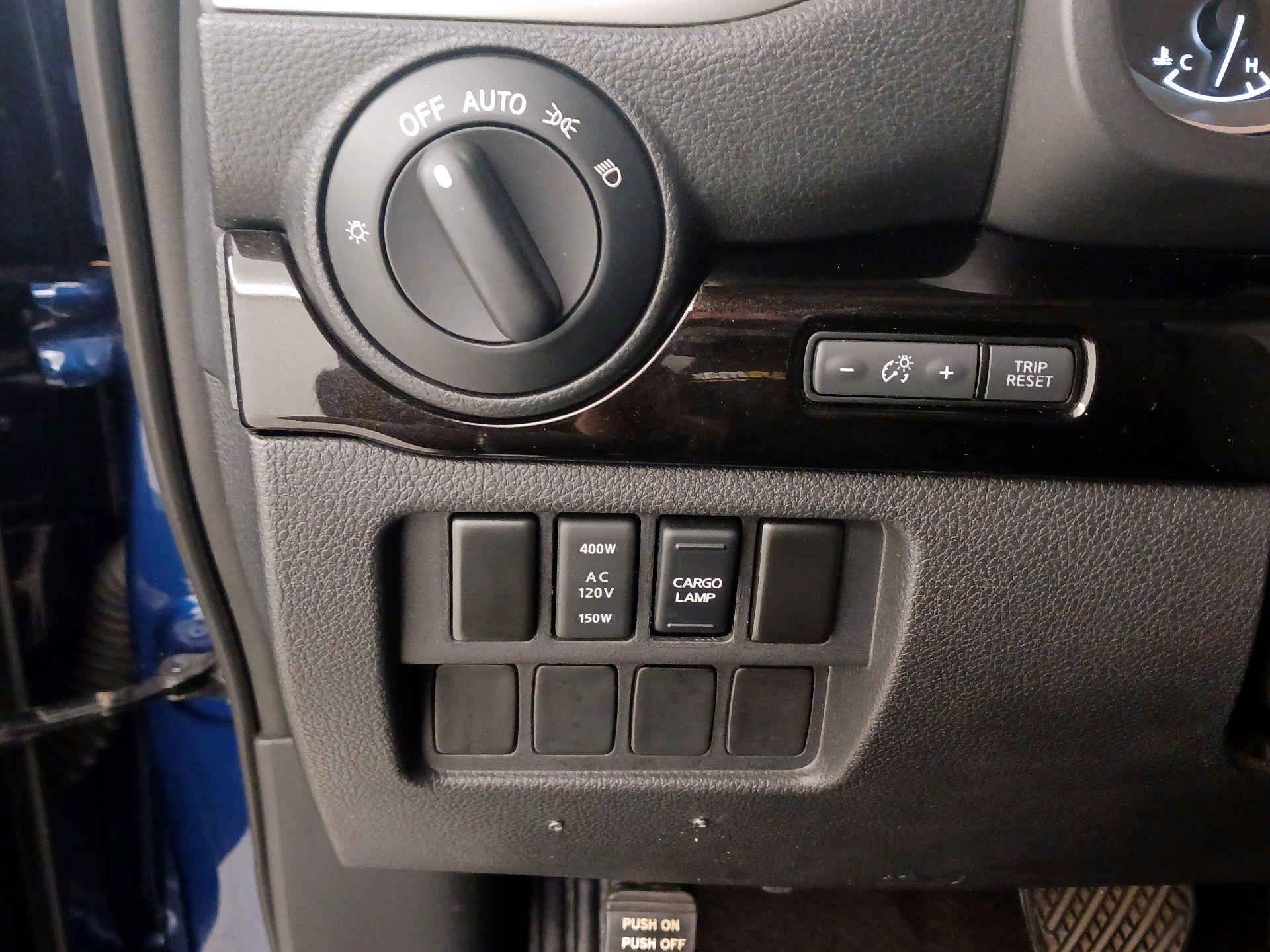 Thumbnail: 2019 Nissan Titan - 13