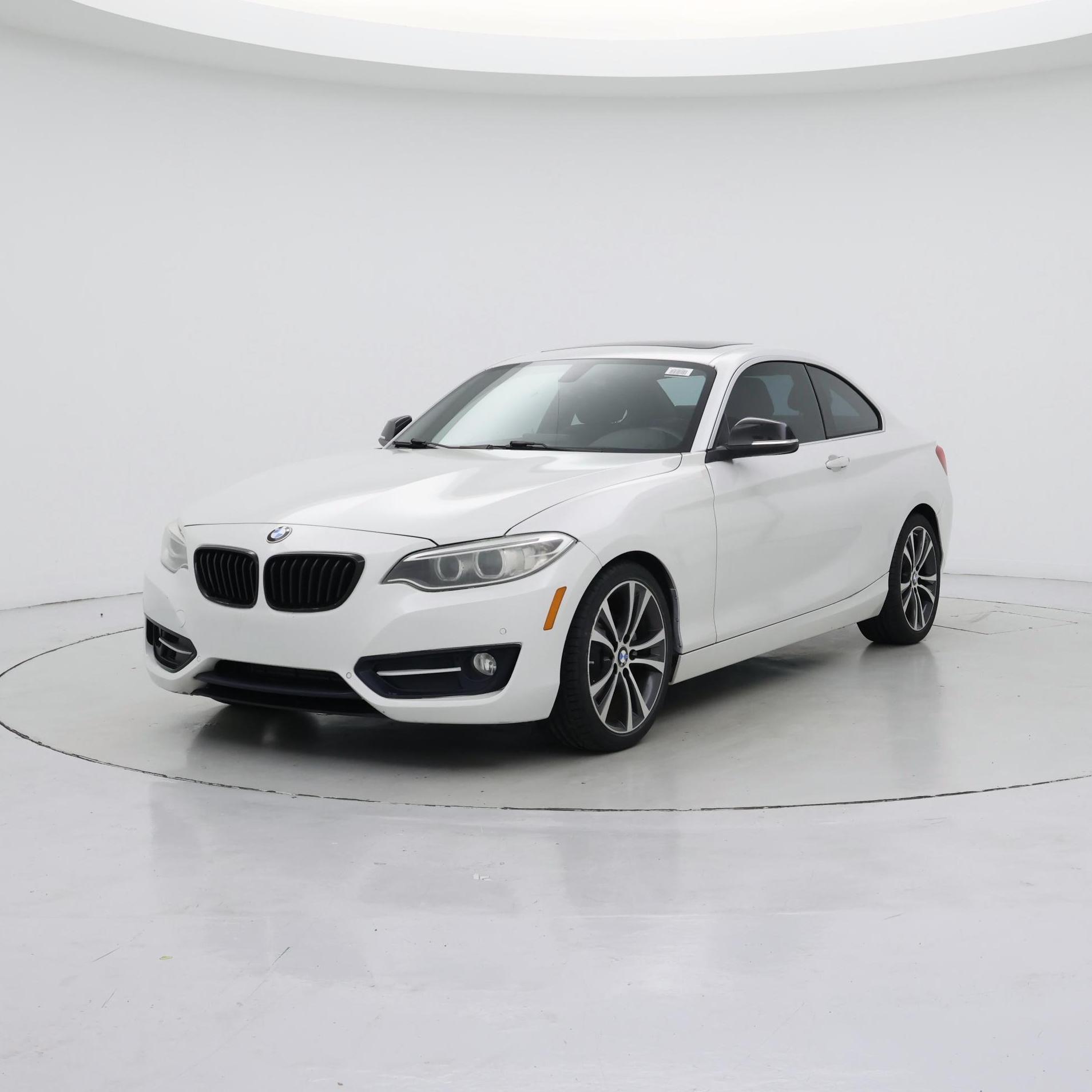 Thumbnail: 2015 BMW 2 Series - 4
