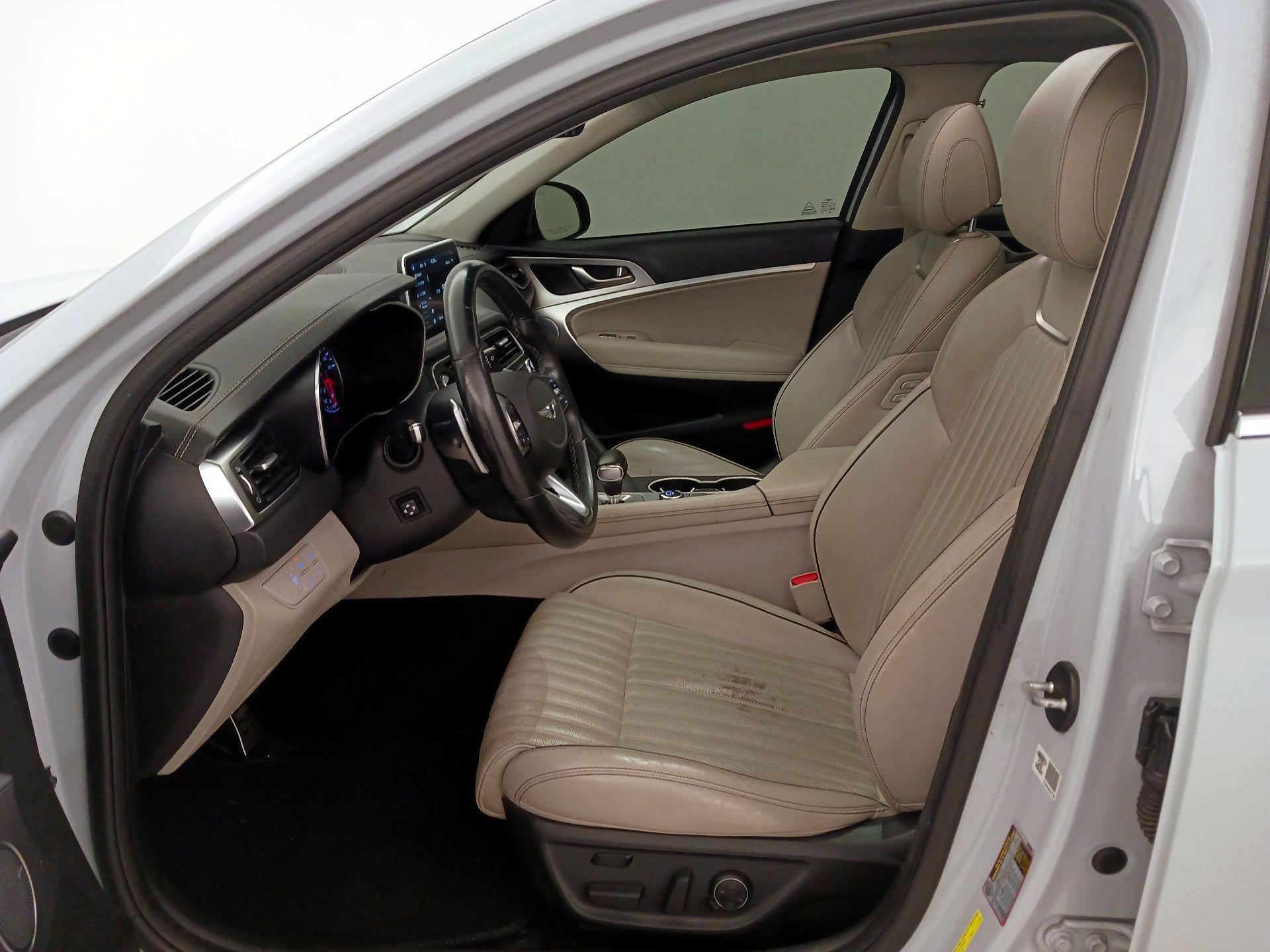 Thumbnail: 2020 Genesis G70 - 11