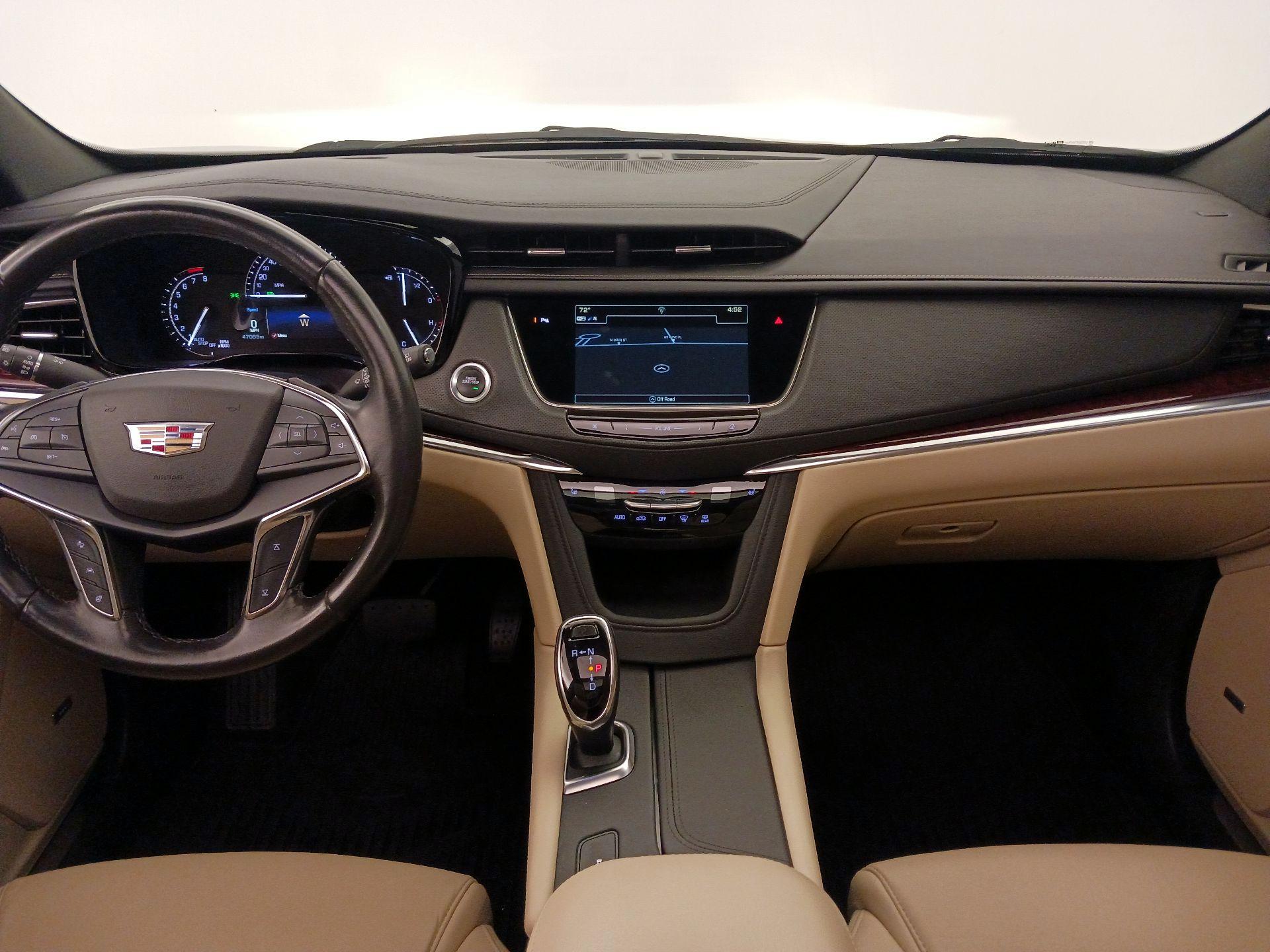 Thumbnail: 2019 Cadillac XT5 - 9