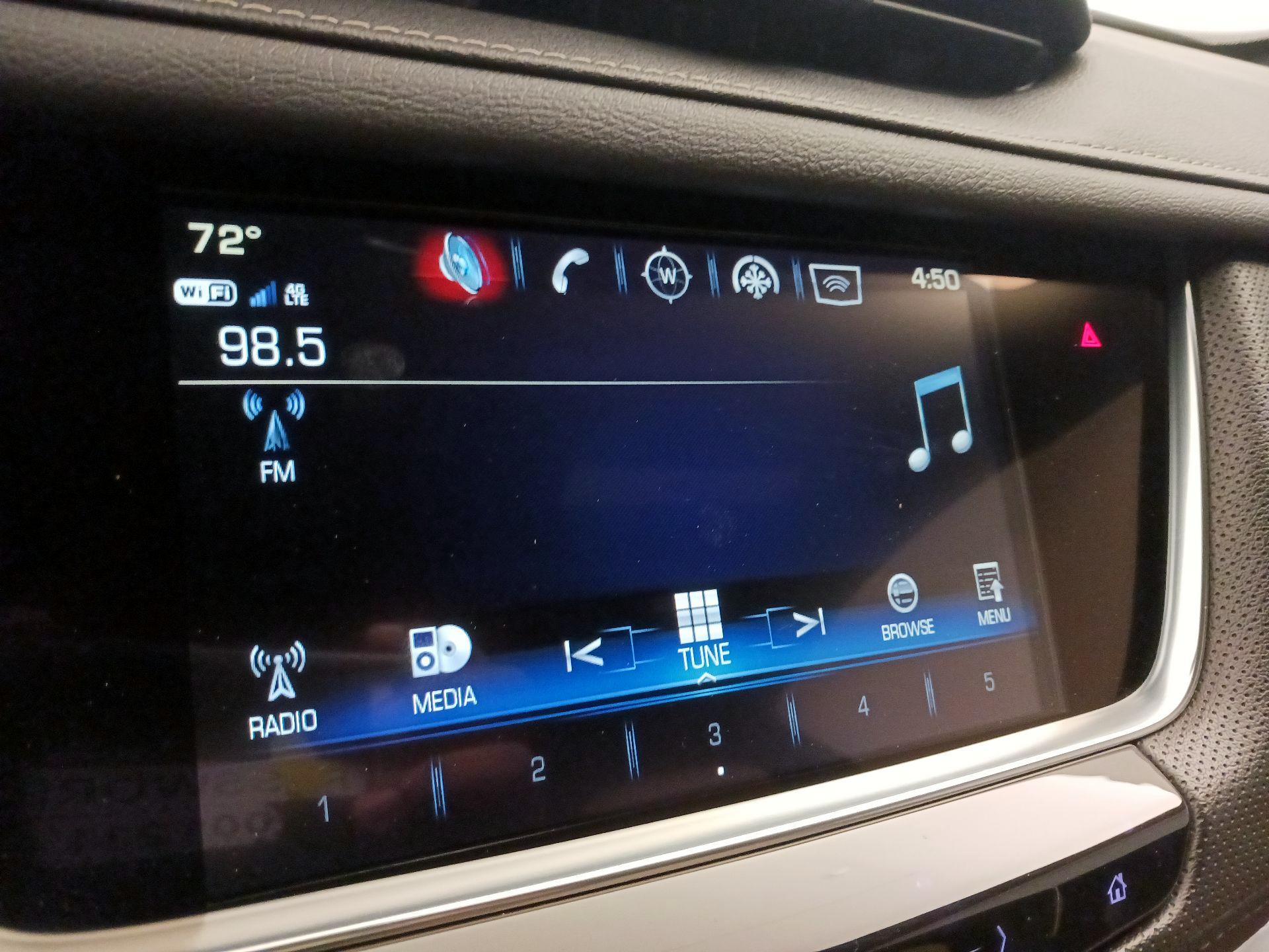 Thumbnail: 2019 Cadillac XT5 - 16