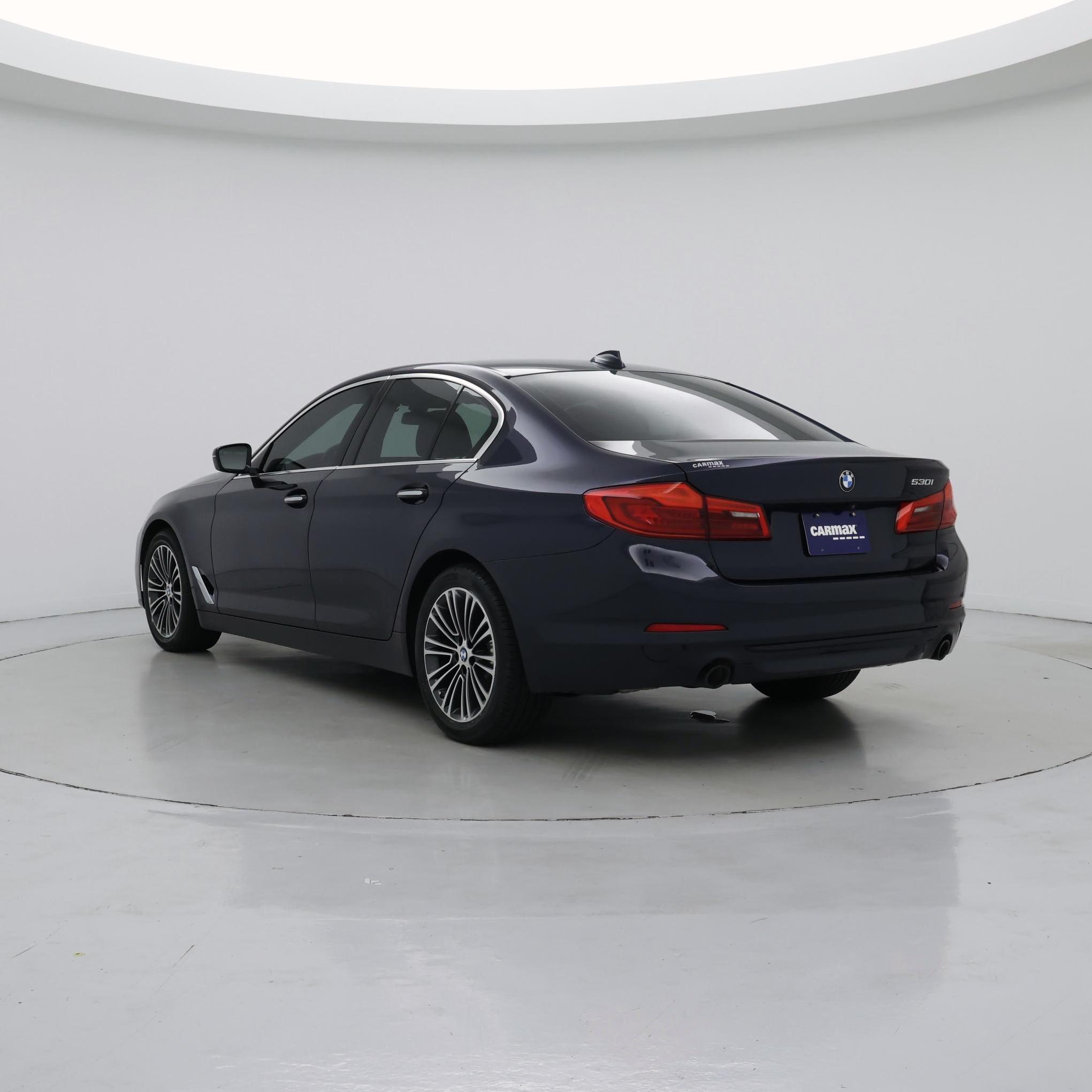 Thumbnail: 2018 BMW 5 Series - 2