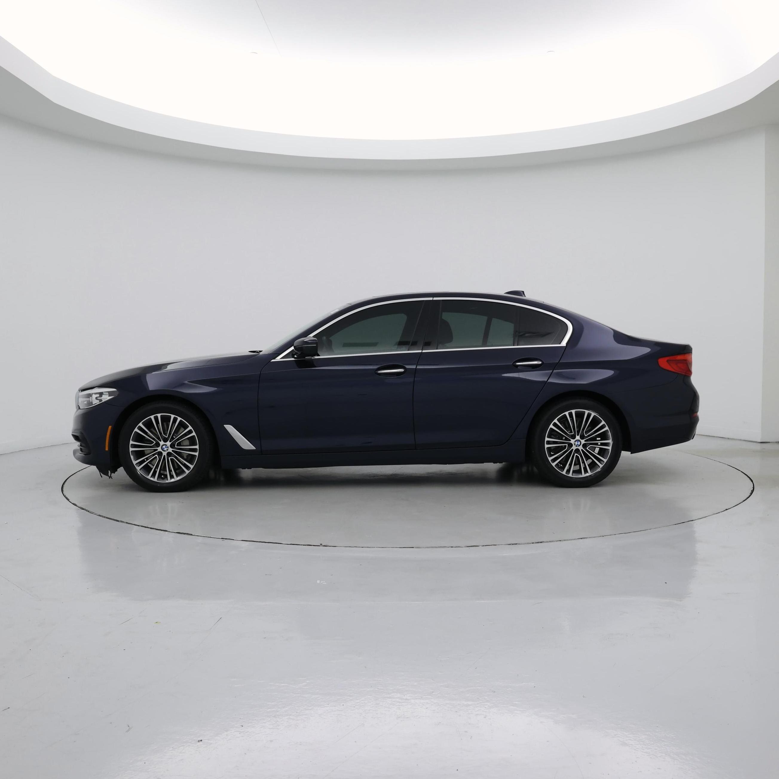 Thumbnail: 2018 BMW 5 Series - 3