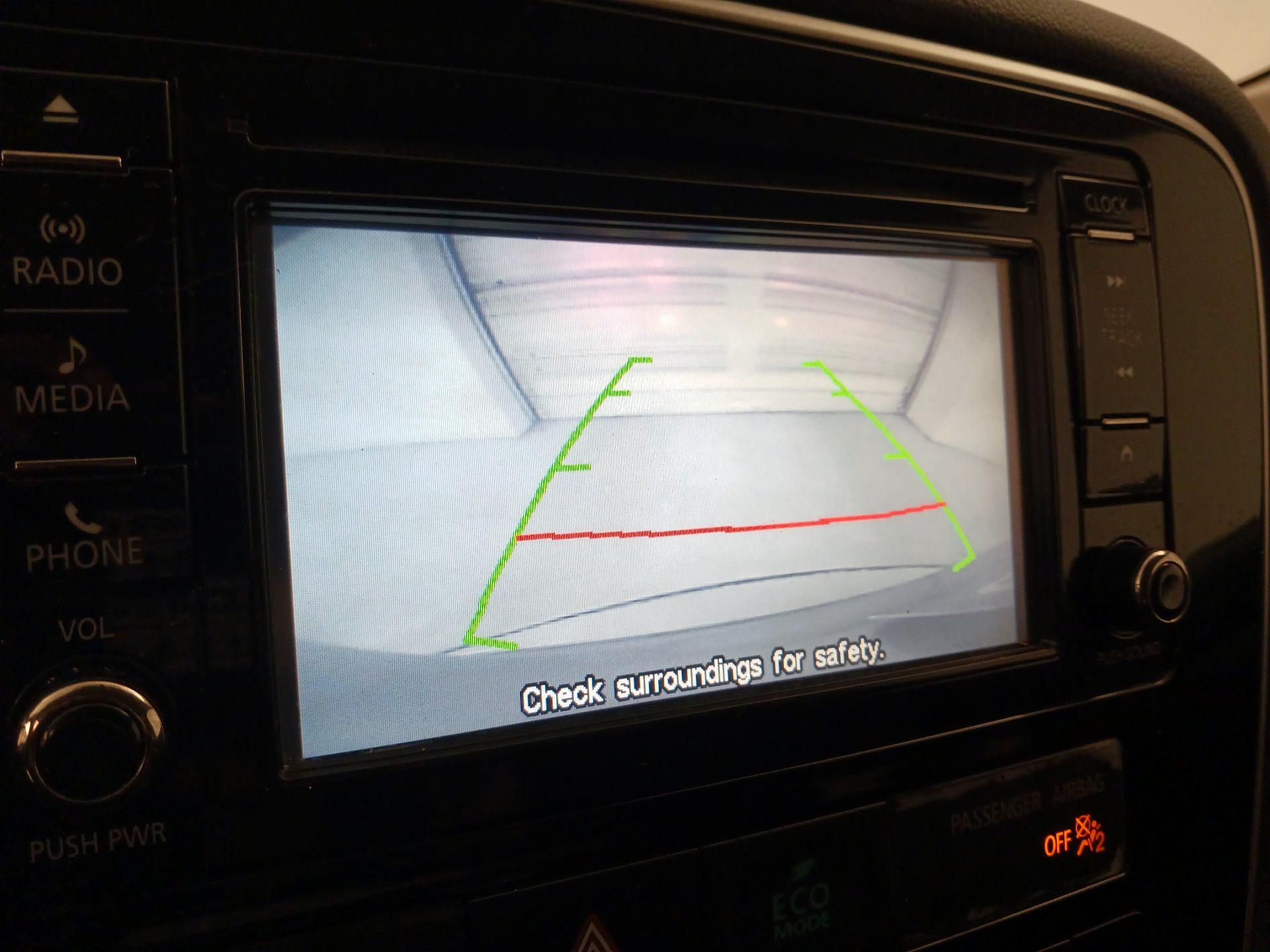 Thumbnail: 2016 Mitsubishi Outlander - 14