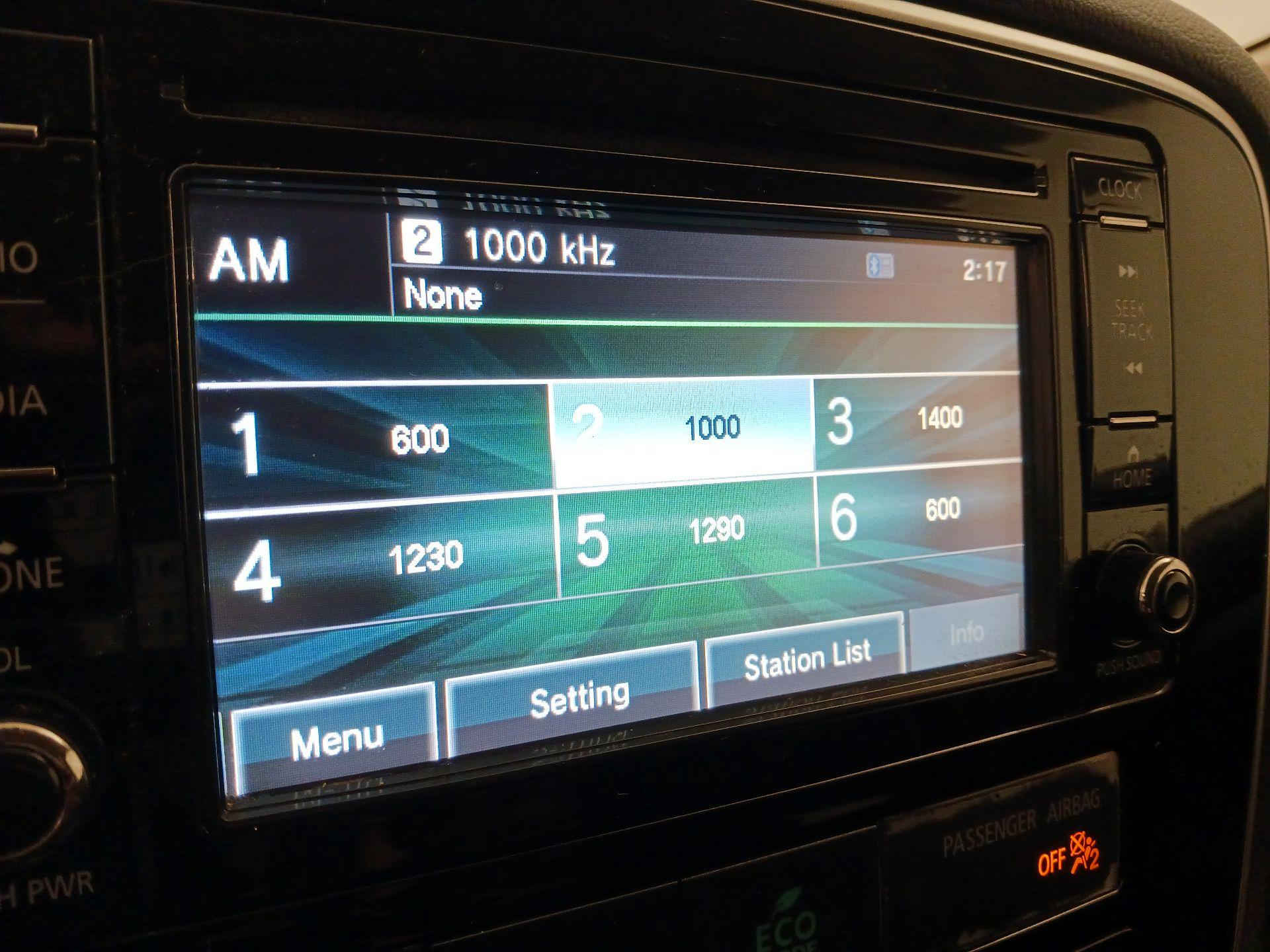 Thumbnail: 2016 Mitsubishi Outlander - 15