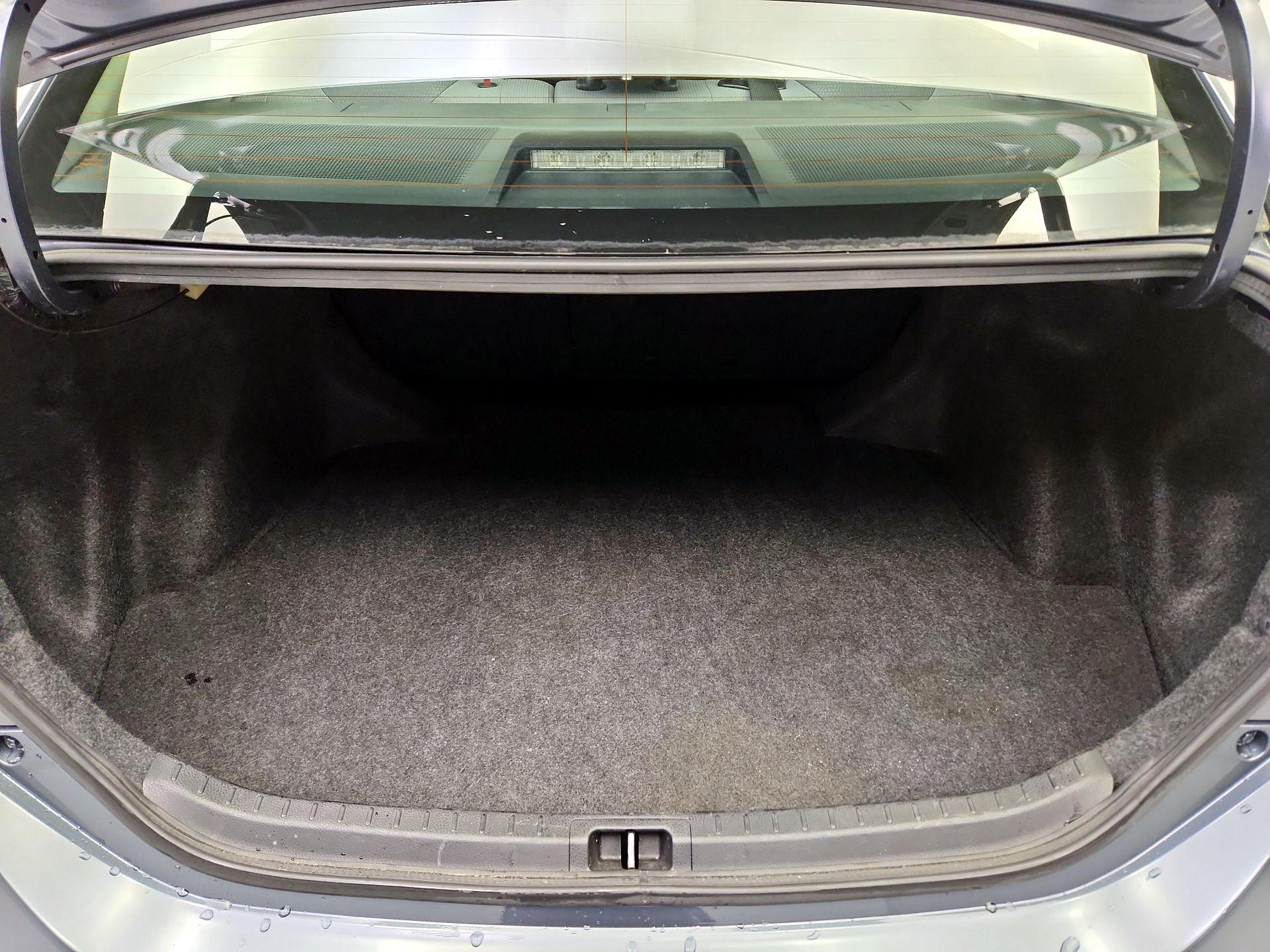 Thumbnail: 2018 Toyota Corolla - 20