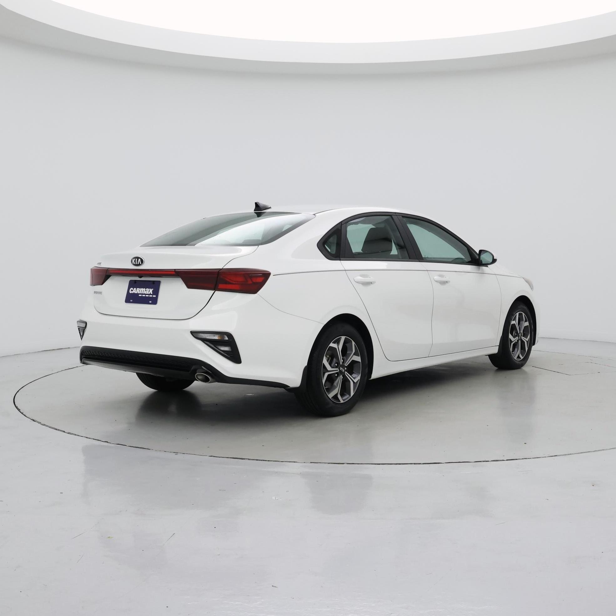 Thumbnail: 2021 Kia Forte - 8