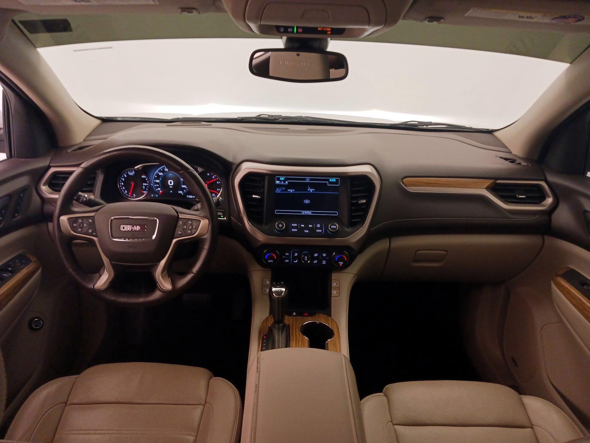 Thumbnail: 2017 GMC Acadia - 9