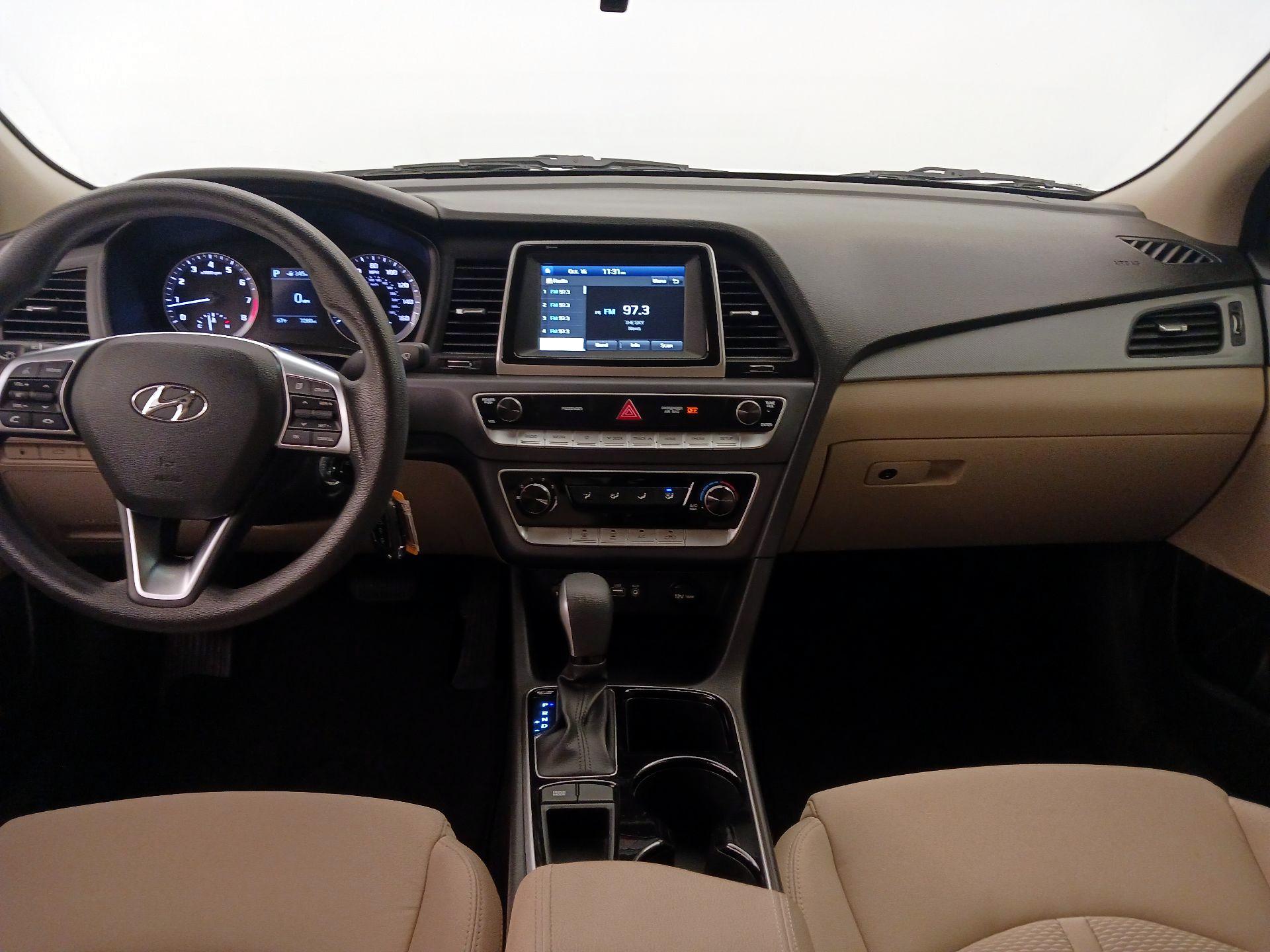 Thumbnail: 2019 Hyundai Sonata - 9