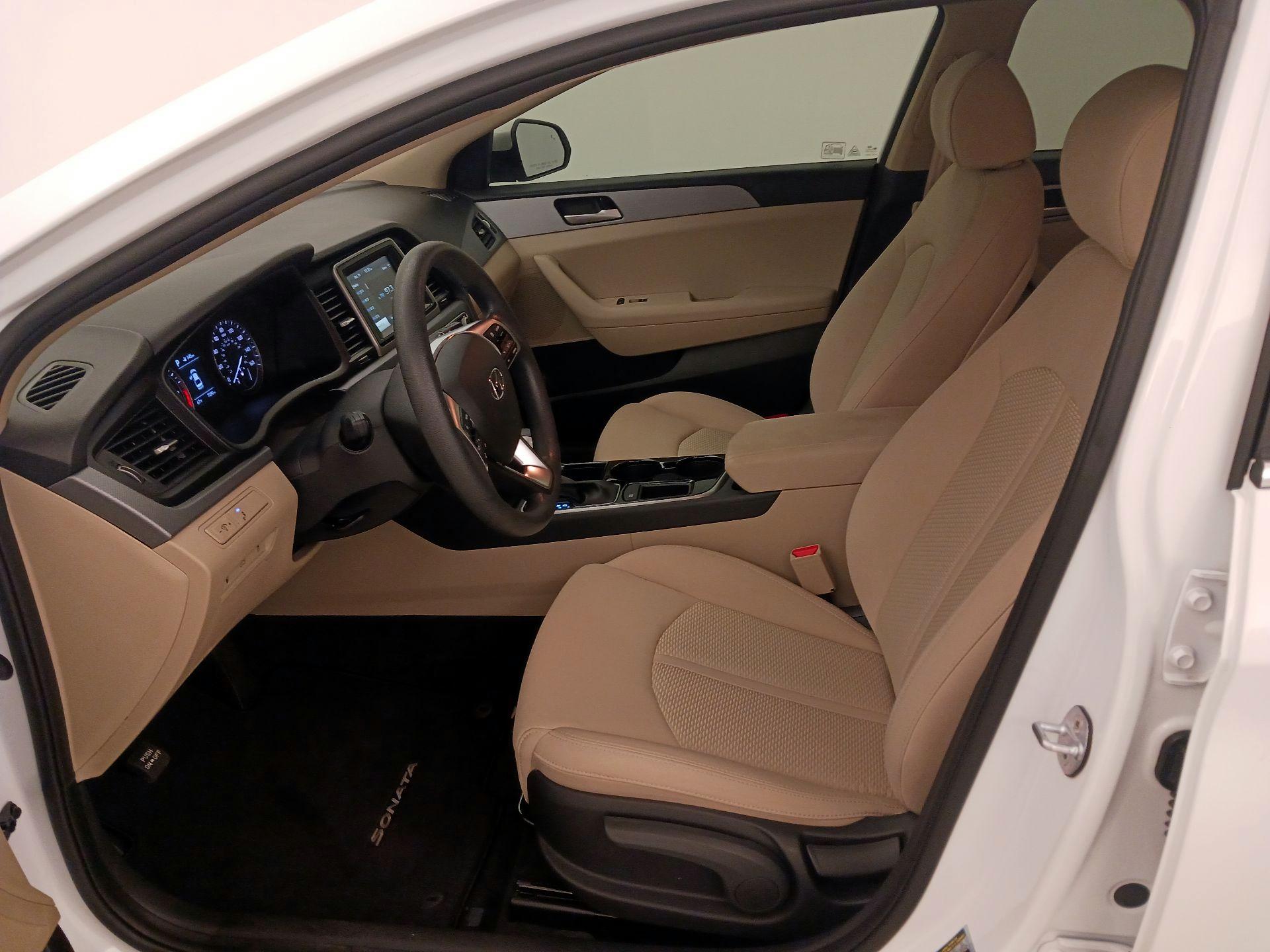 Thumbnail: 2019 Hyundai Sonata - 11